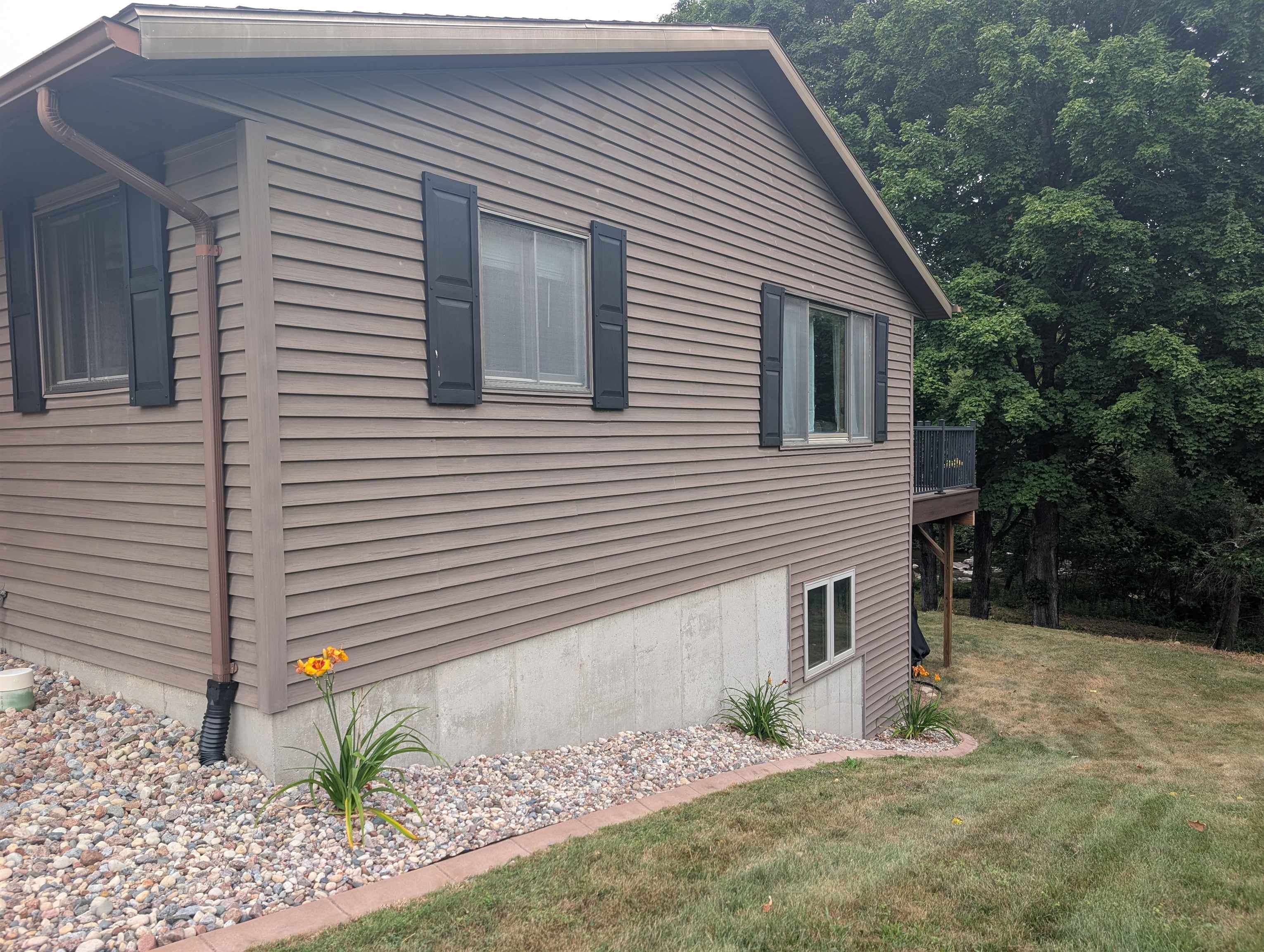 N6572 RAVEN LANE, Wittenberg, Wisconsin 54499, 4 Bedrooms Bedrooms, ,2 BathroomsBathrooms,Residential,For Sale,N6572 RAVEN LANE,22603690