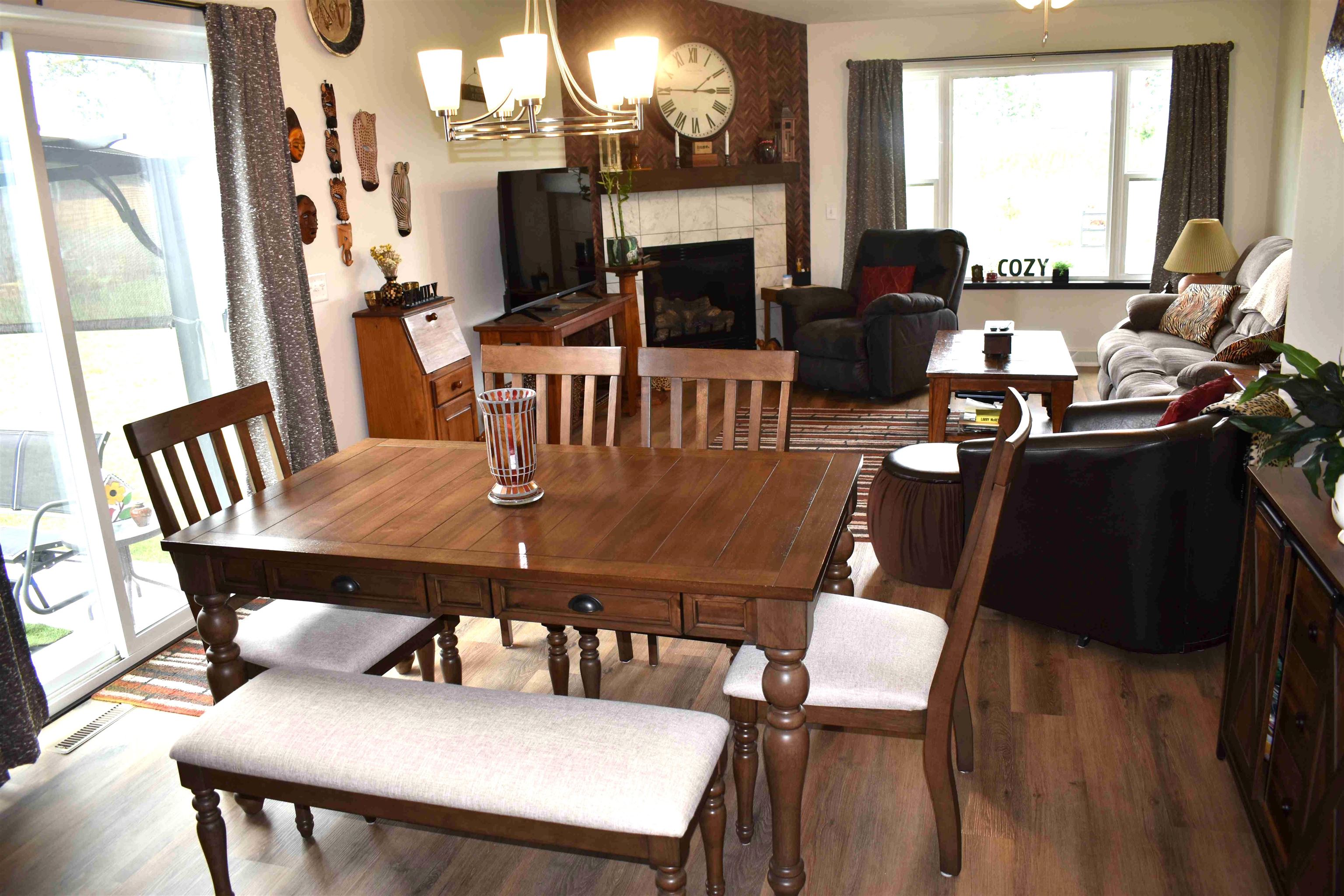 860 GREEN PASTURES TRAIL, Plover, Wisconsin 54467, 3 Bedrooms Bedrooms, ,3 BathroomsBathrooms,Residential,For Sale,860 GREEN PASTURES TRAIL,22603697