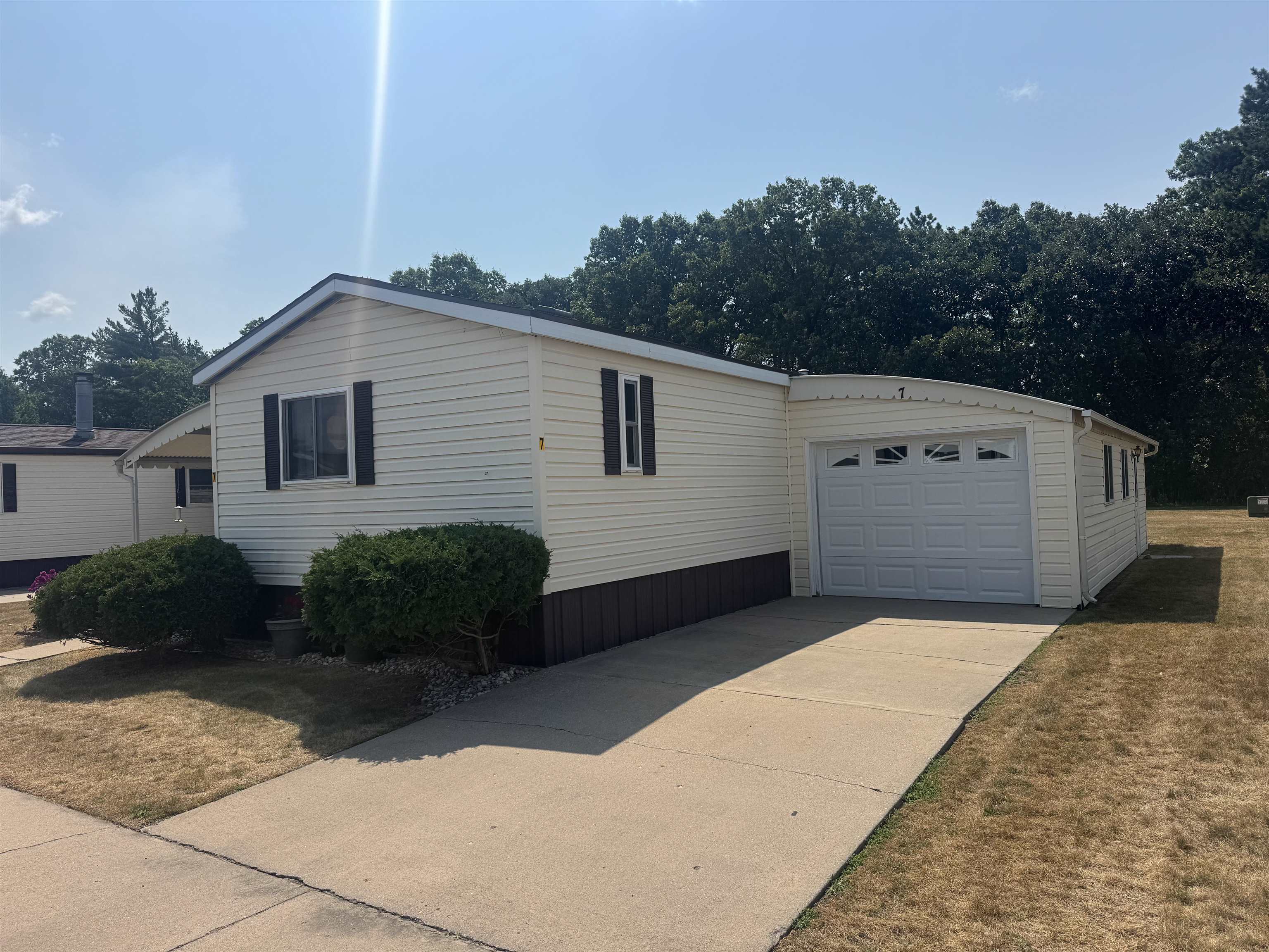 8311 S STATE HIGHWAY 13, Wisconsin Rapids, Wisconsin 54494, 2 Bedrooms Bedrooms, ,2 BathroomsBathrooms,Residential,For Sale,8311 S STATE HIGHWAY 13,22603702