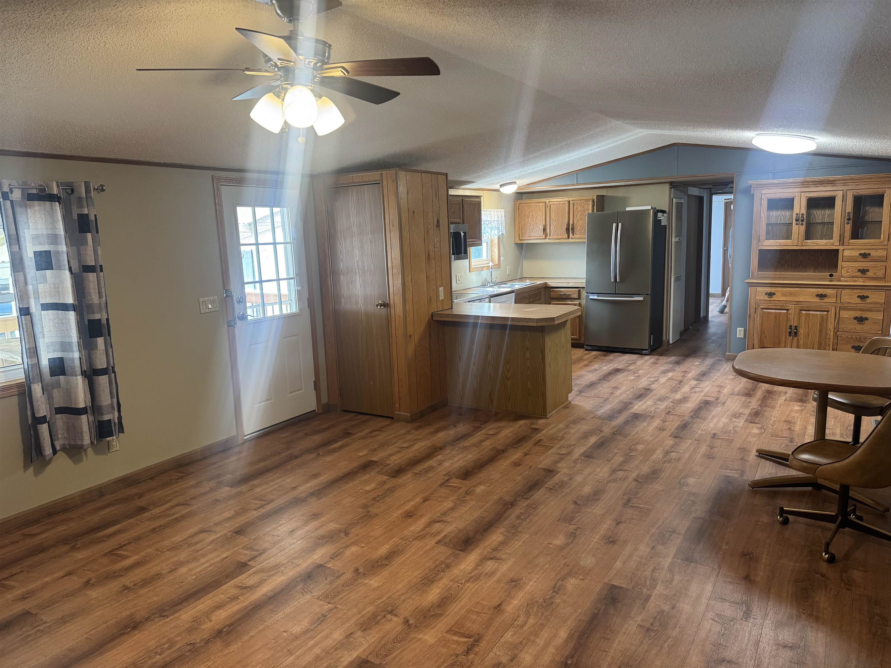 8311 S STATE HIGHWAY 13, Wisconsin Rapids, Wisconsin 54494, 2 Bedrooms Bedrooms, ,2 BathroomsBathrooms,Residential,For Sale,8311 S STATE HIGHWAY 13,22603702