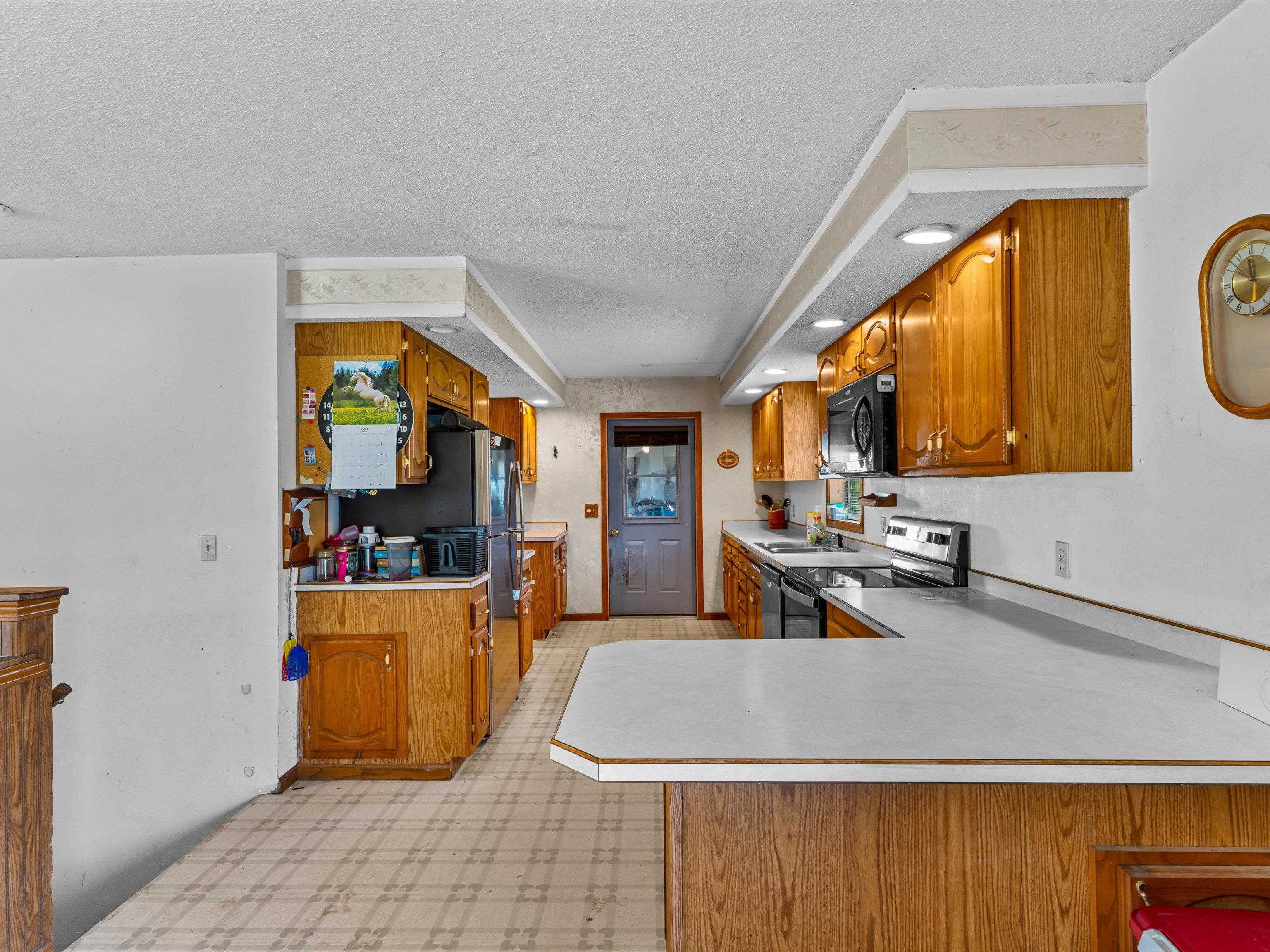 203202 DAY AVENUE, Marshfield, Wisconsin 54449, 4 Bedrooms Bedrooms, ,2 BathroomsBathrooms,Residential,For Sale,203202 DAY AVENUE,22603704