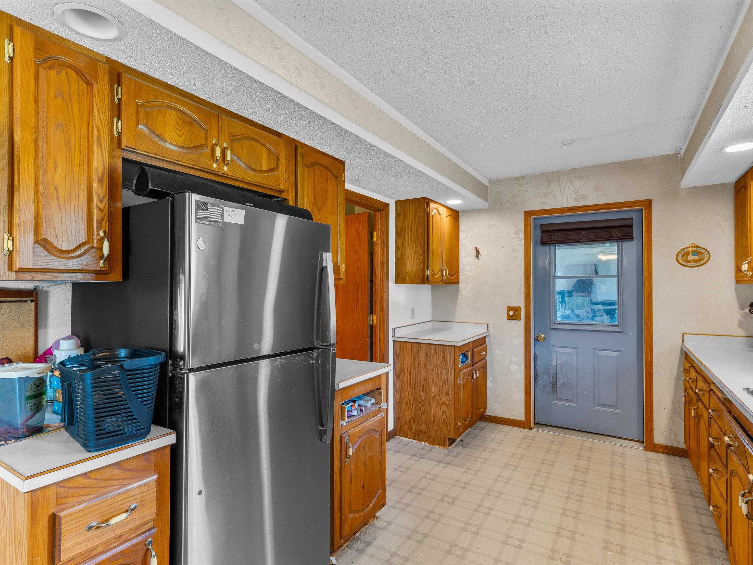 203202 DAY AVENUE, Marshfield, Wisconsin 54449, 4 Bedrooms Bedrooms, ,2 BathroomsBathrooms,Residential,For Sale,203202 DAY AVENUE,22603704