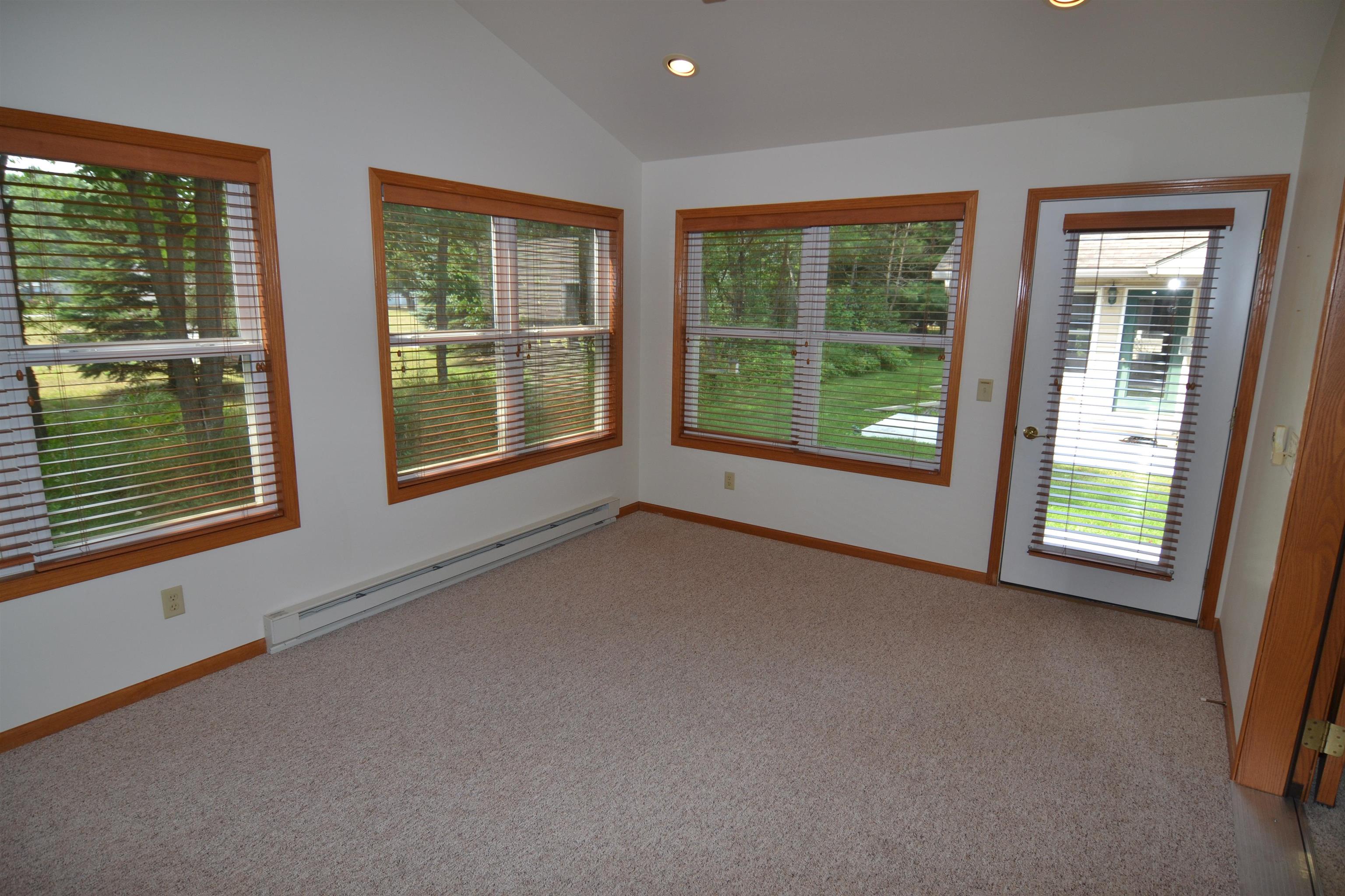 616 WHITNEY WAY, Mosinee, Wisconsin 54455, 2 Bedrooms Bedrooms, ,3 BathroomsBathrooms,Residential,For Sale,616 WHITNEY WAY,22603706