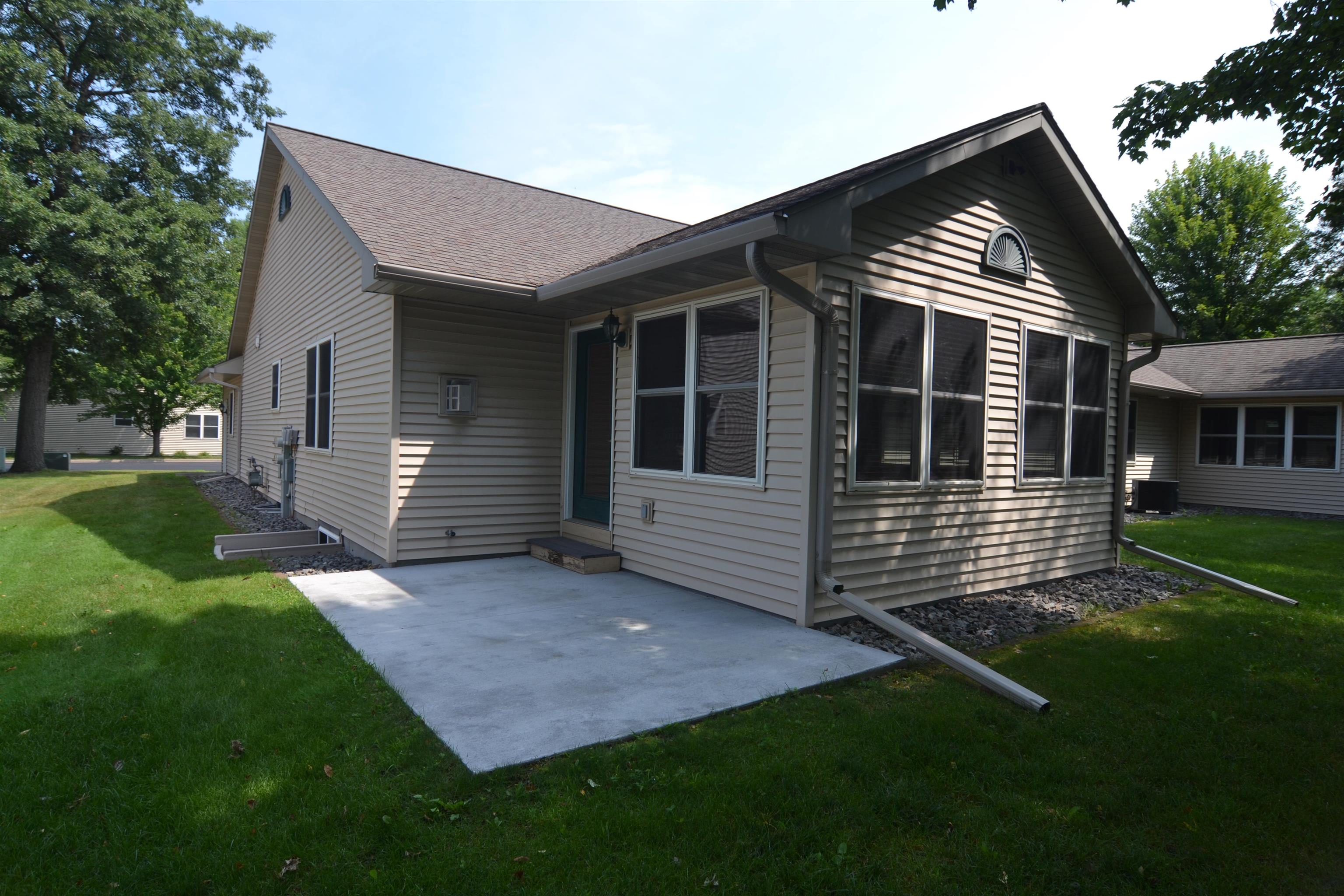 616 WHITNEY WAY, Mosinee, Wisconsin 54455, 2 Bedrooms Bedrooms, ,3 BathroomsBathrooms,Residential,For Sale,616 WHITNEY WAY,22603706