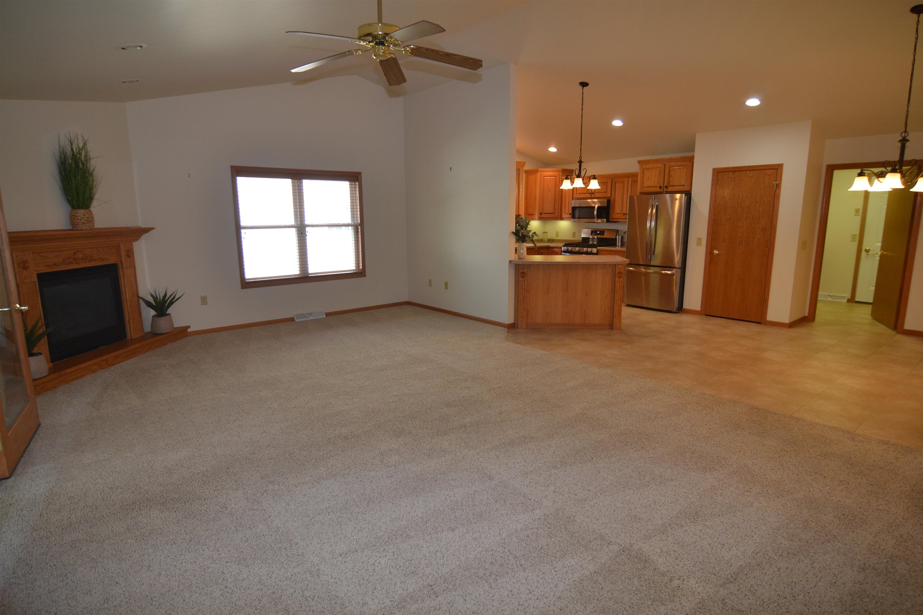 616 WHITNEY WAY, Mosinee, Wisconsin 54455, 2 Bedrooms Bedrooms, ,3 BathroomsBathrooms,Residential,For Sale,616 WHITNEY WAY,22603706