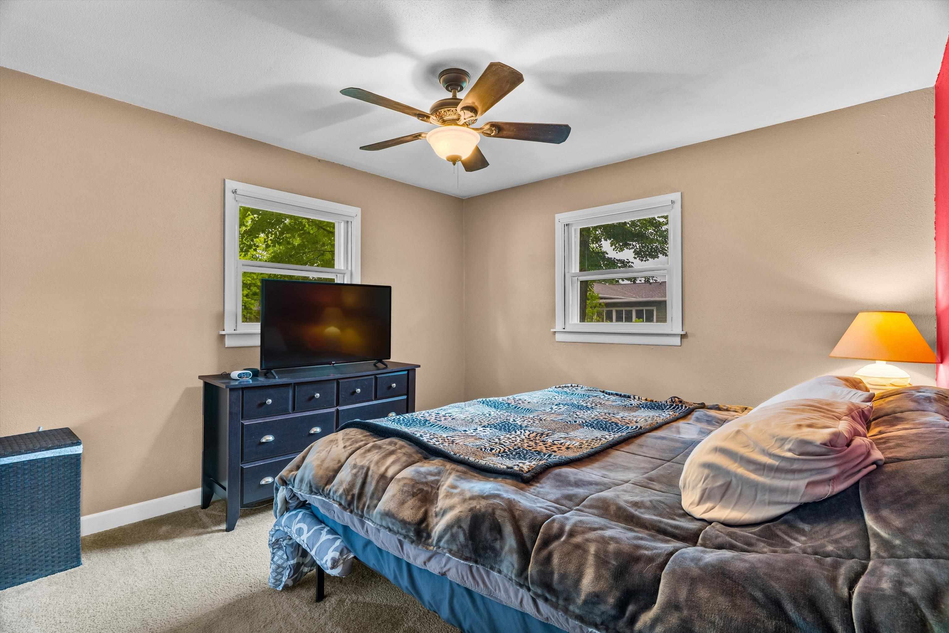 711 E 25TH STREET, Marshfield, Wisconsin 54449, 3 Bedrooms Bedrooms, ,1 BathroomBathrooms,Residential,For Sale,711 E 25TH STREET,22603709