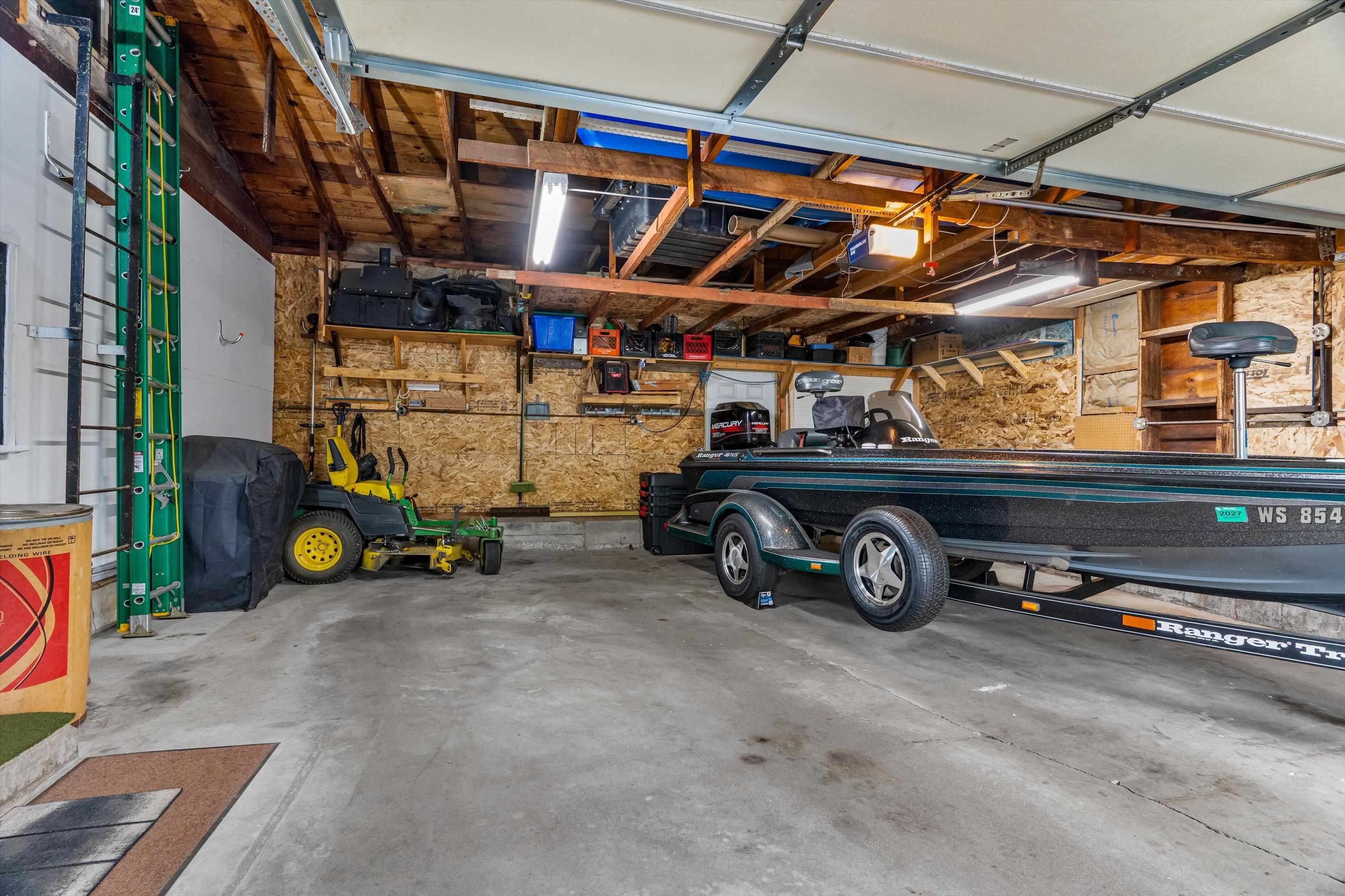 711 E 25TH STREET, Marshfield, Wisconsin 54449, 3 Bedrooms Bedrooms, ,1 BathroomBathrooms,Residential,For Sale,711 E 25TH STREET,22603709