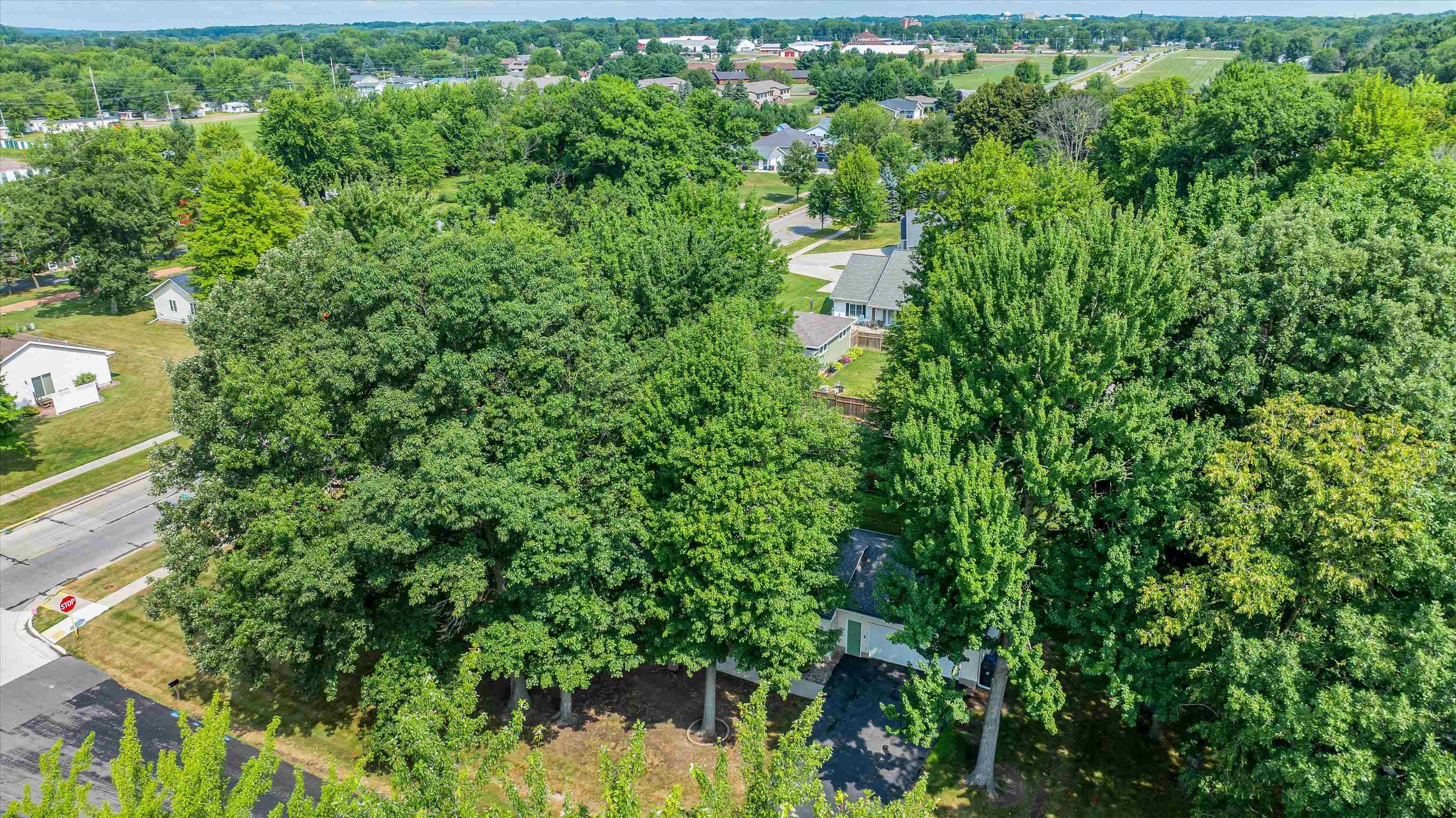 711 E 25TH STREET, Marshfield, Wisconsin 54449, 3 Bedrooms Bedrooms, ,1 BathroomBathrooms,Residential,For Sale,711 E 25TH STREET,22603709