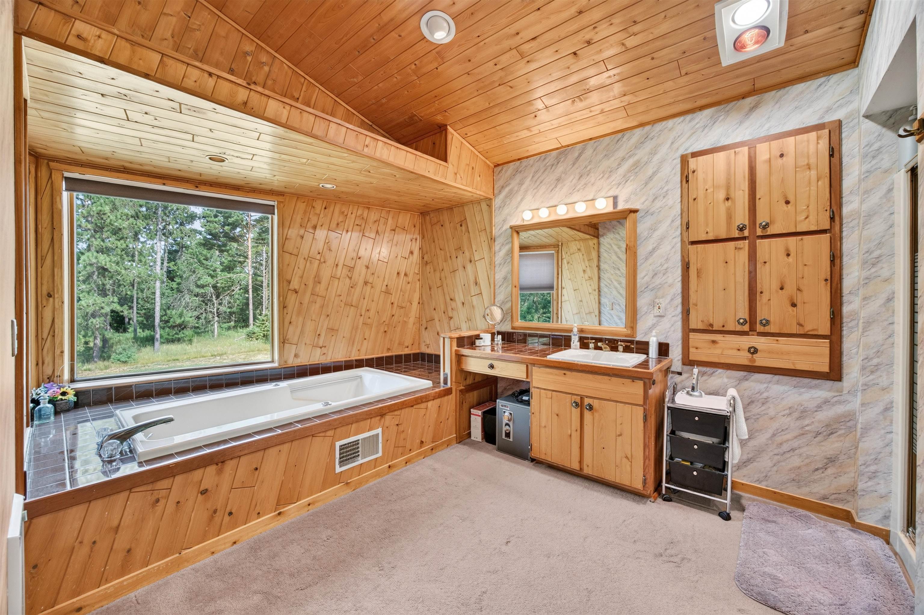 654 BENS LANE, Stevens Point, Wisconsin 54482, 5 Bedrooms Bedrooms, ,3 BathroomsBathrooms,Residential,For Sale,654 BENS LANE,22603711