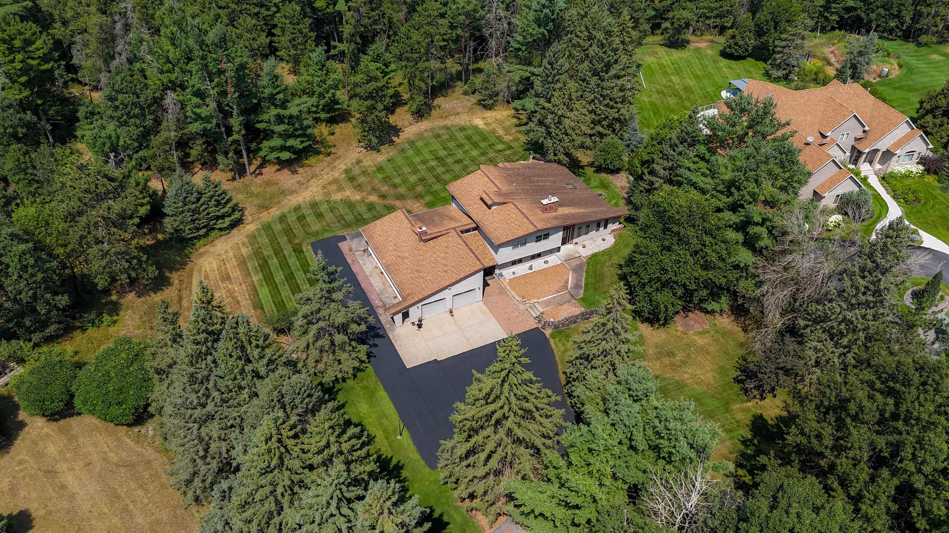 654 BENS LANE, Stevens Point, Wisconsin 54482, 5 Bedrooms Bedrooms, ,3 BathroomsBathrooms,Residential,For Sale,654 BENS LANE,22603711