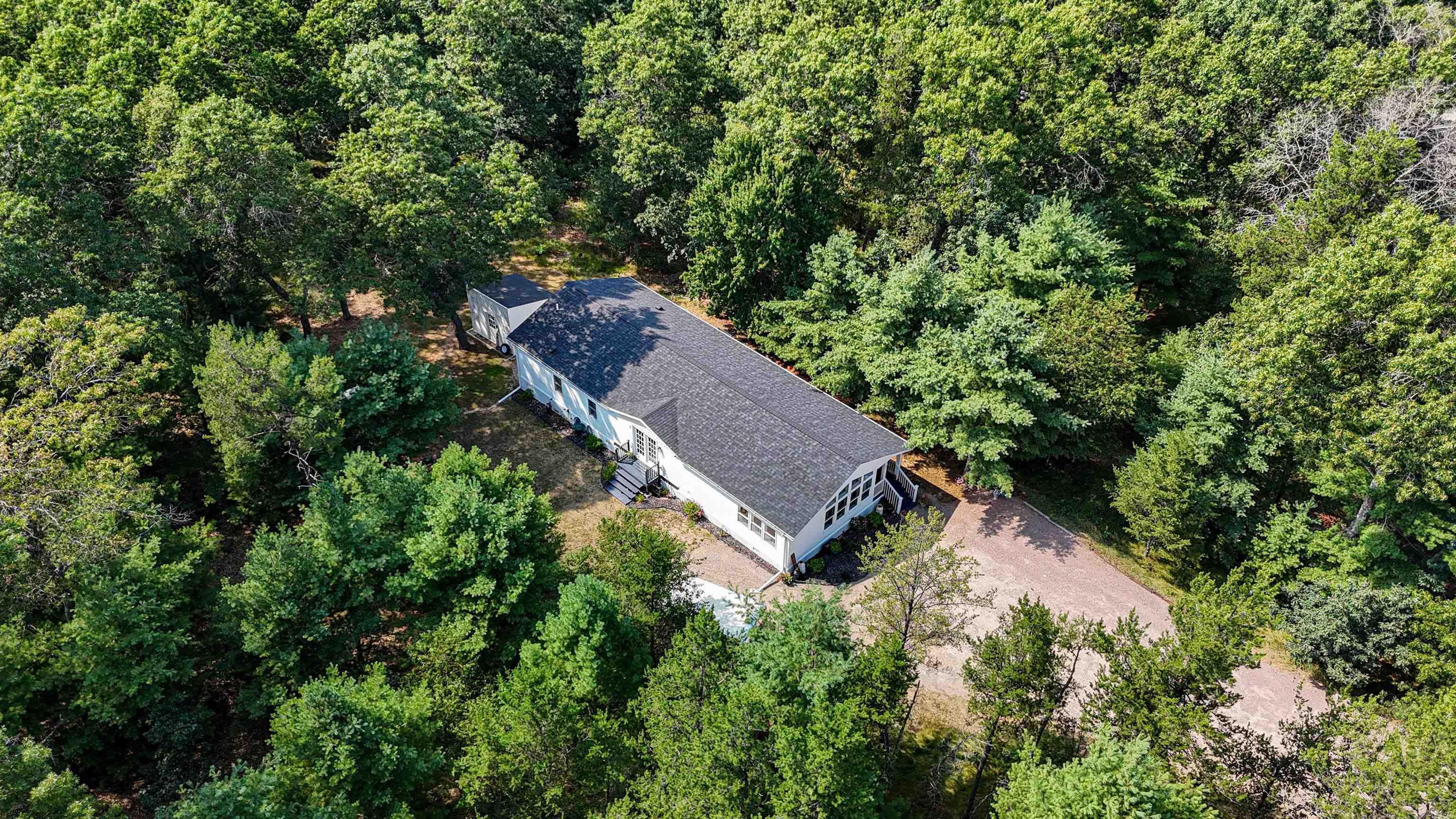 637 HAMPTON TRAIL, Nekoosa, Wisconsin 54457, 3 Bedrooms Bedrooms, ,2 BathroomsBathrooms,Residential,For Sale,637 HAMPTON TRAIL,22603712