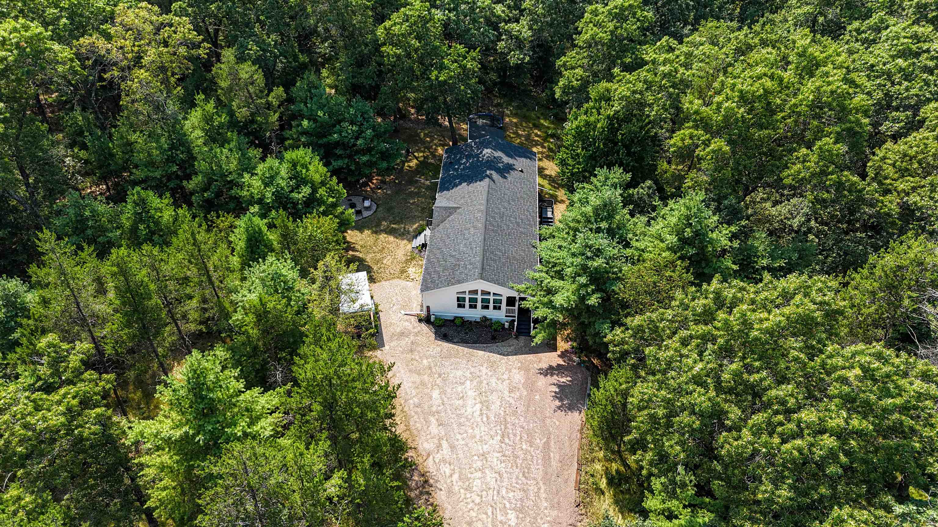 637 HAMPTON TRAIL, Nekoosa, Wisconsin 54457, 3 Bedrooms Bedrooms, ,2 BathroomsBathrooms,Residential,For Sale,637 HAMPTON TRAIL,22603712