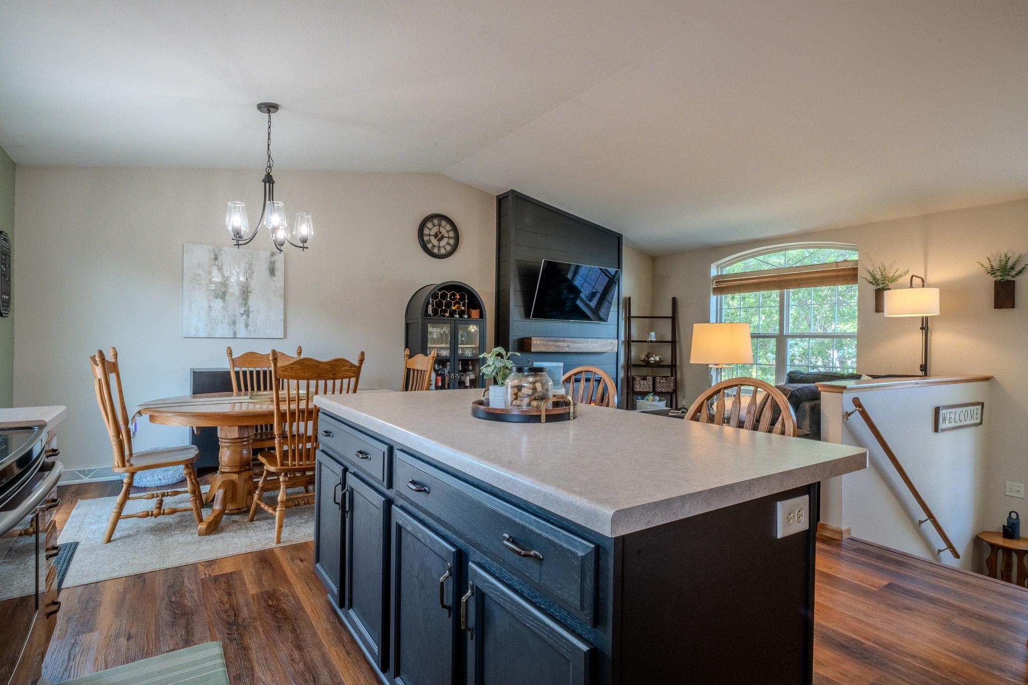 4611 HOLLY AVENUE, Weston, Wisconsin 54476, 2 Bedrooms Bedrooms, ,2 BathroomsBathrooms,Residential,For Sale,4611 HOLLY AVENUE,22603713