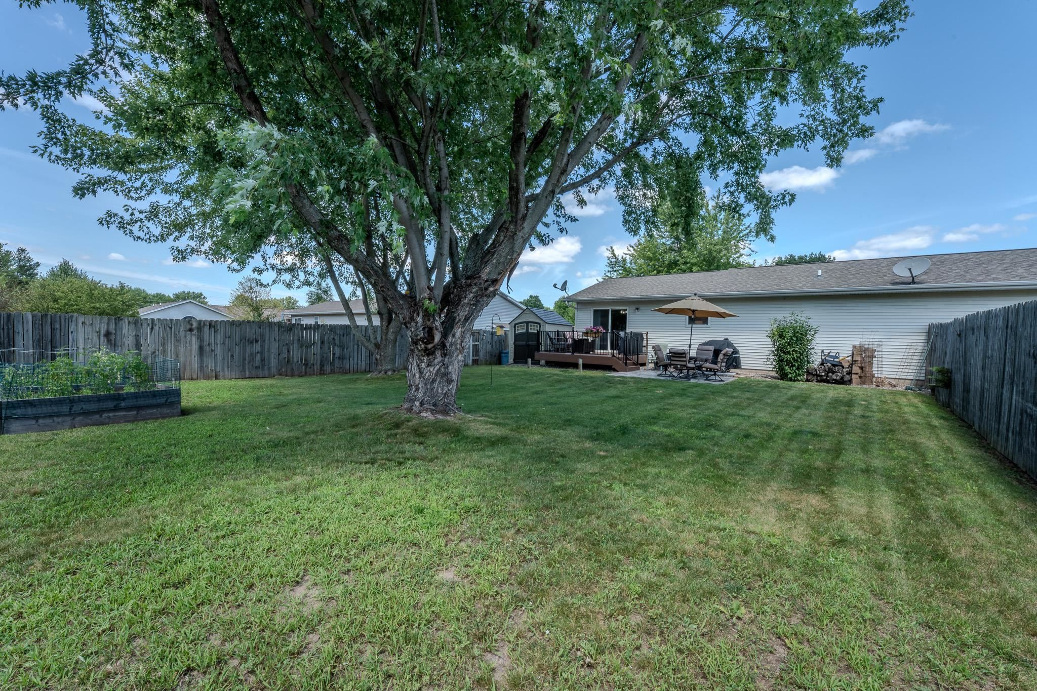 4611 HOLLY AVENUE, Weston, Wisconsin 54476, 2 Bedrooms Bedrooms, ,2 BathroomsBathrooms,Residential,For Sale,4611 HOLLY AVENUE,22603713