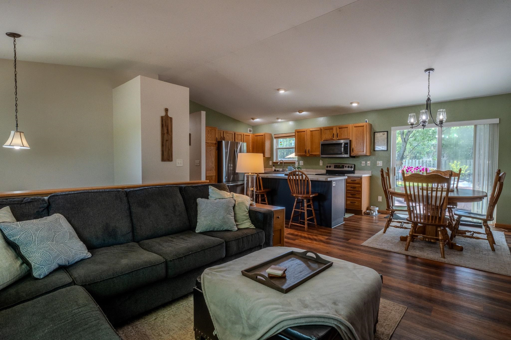 4611 HOLLY AVENUE, Weston, Wisconsin 54476, 2 Bedrooms Bedrooms, ,2 BathroomsBathrooms,Residential,For Sale,4611 HOLLY AVENUE,22603713
