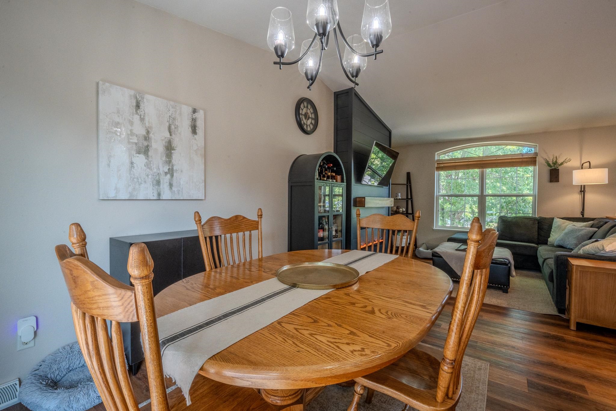 4611 HOLLY AVENUE, Weston, Wisconsin 54476, 2 Bedrooms Bedrooms, ,2 BathroomsBathrooms,Residential,For Sale,4611 HOLLY AVENUE,22603713