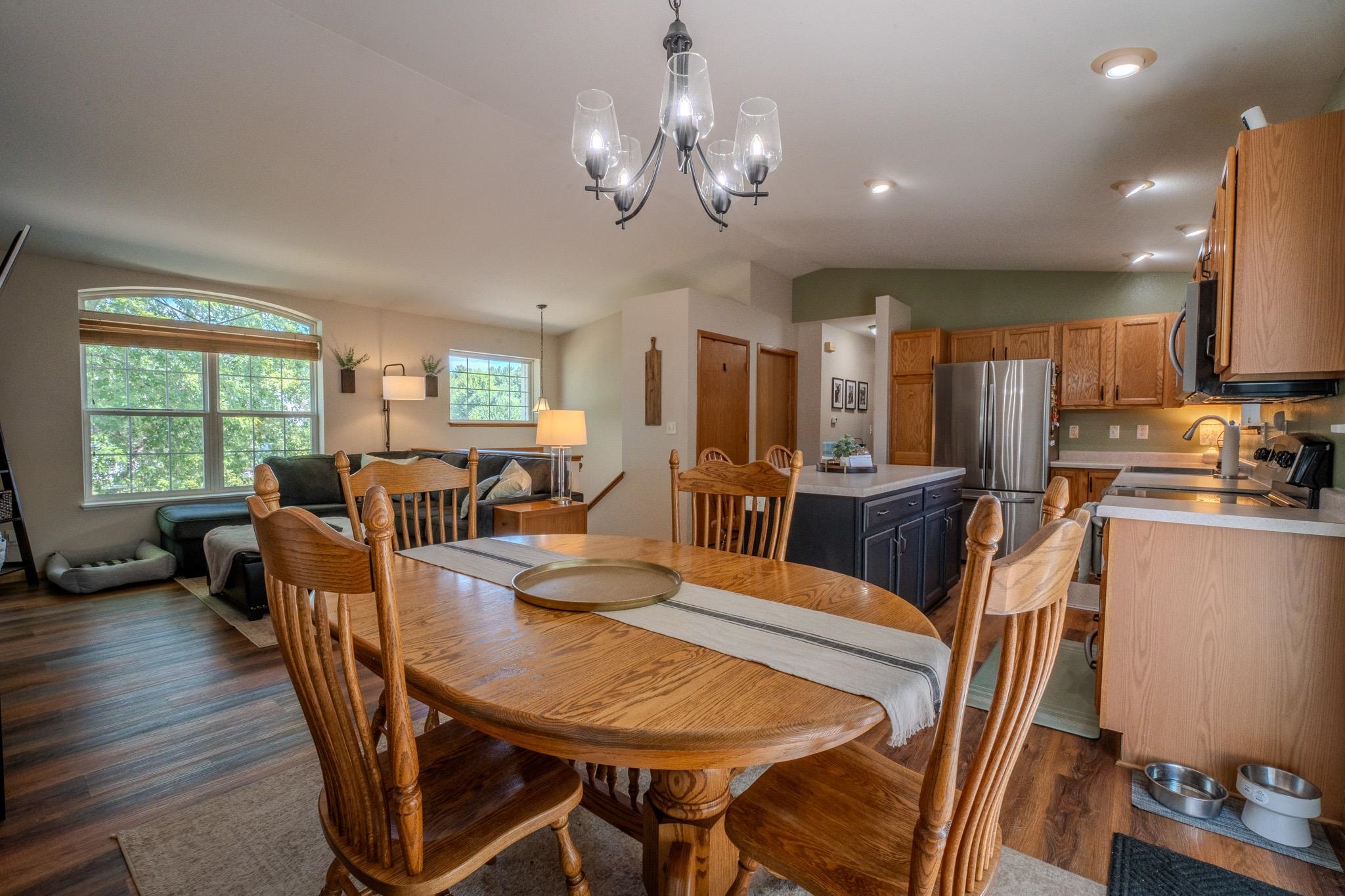 4611 HOLLY AVENUE, Weston, Wisconsin 54476, 2 Bedrooms Bedrooms, ,2 BathroomsBathrooms,Residential,For Sale,4611 HOLLY AVENUE,22603713