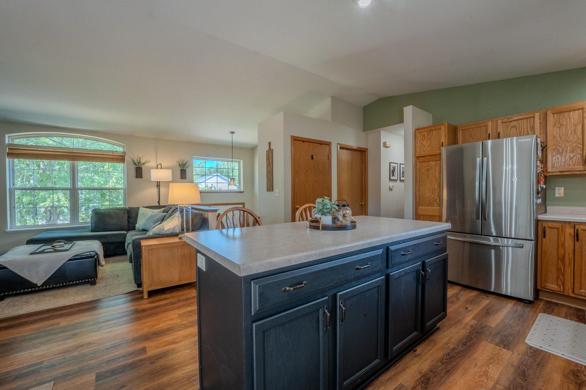 4611 HOLLY AVENUE, Weston, Wisconsin 54476, 2 Bedrooms Bedrooms, ,2 BathroomsBathrooms,Residential,For Sale,4611 HOLLY AVENUE,22603713