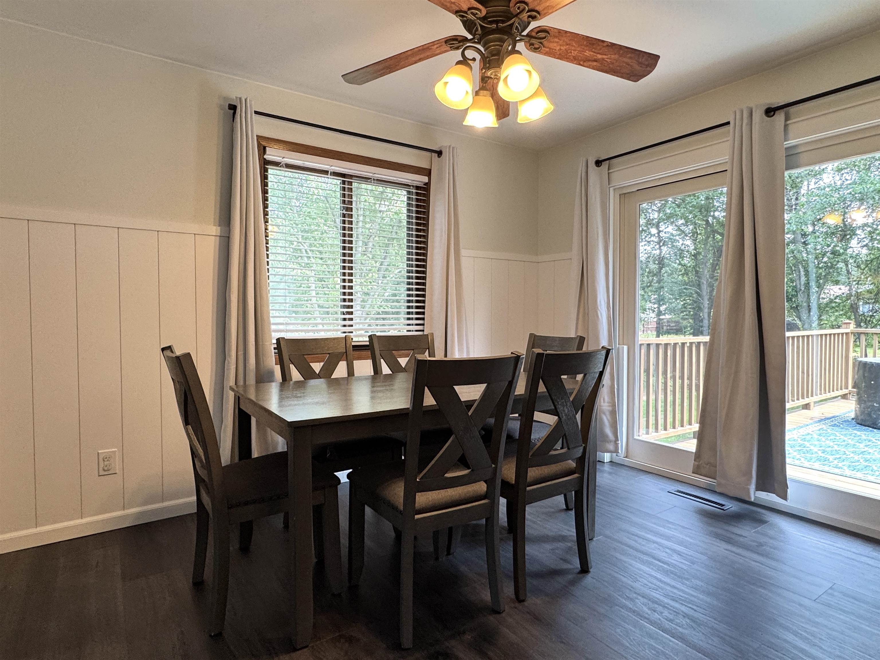 2119 SUNBURST LANE, Kronenwetter, Wisconsin 54455, 4 Bedrooms Bedrooms, ,2 BathroomsBathrooms,Residential,For Sale,2119 SUNBURST LANE,22603714