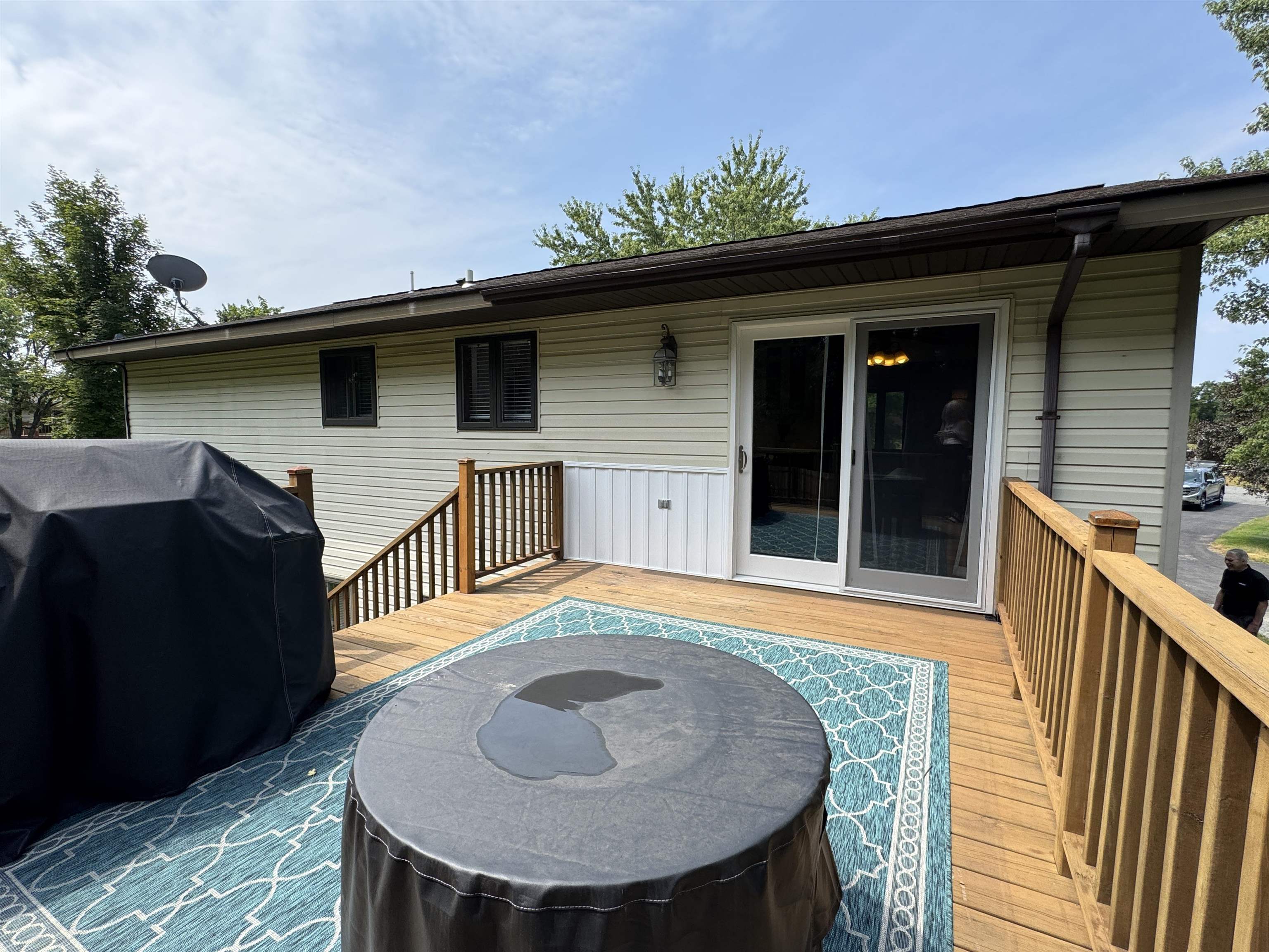 2119 SUNBURST LANE, Kronenwetter, Wisconsin 54455, 4 Bedrooms Bedrooms, ,2 BathroomsBathrooms,Residential,For Sale,2119 SUNBURST LANE,22603714