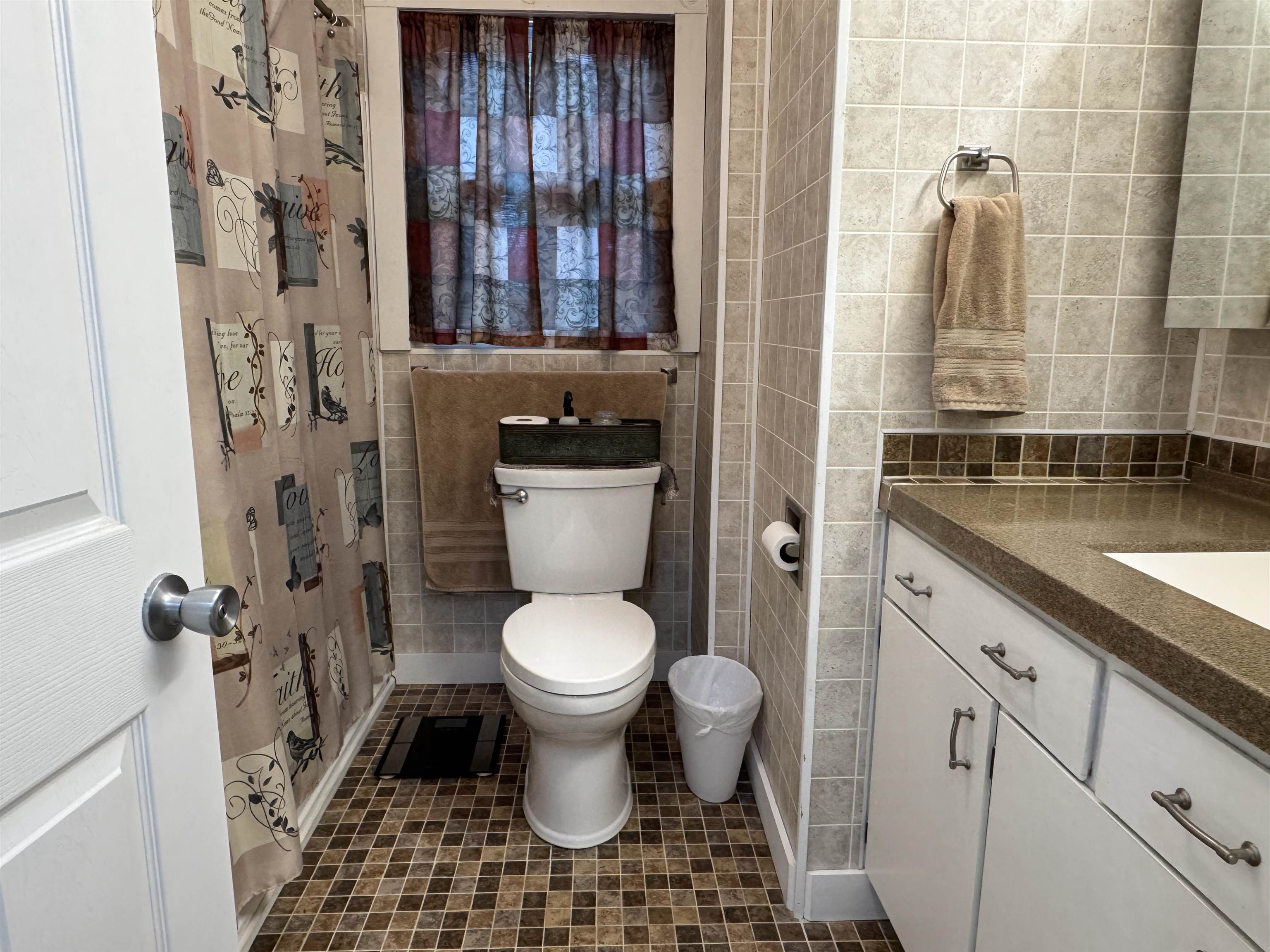 1004 N 5TH AVENUE, Wausau, Wisconsin 54401, 3 Bedrooms Bedrooms, ,2 BathroomsBathrooms,Residential,For Sale,1004 N 5TH AVENUE,22603715