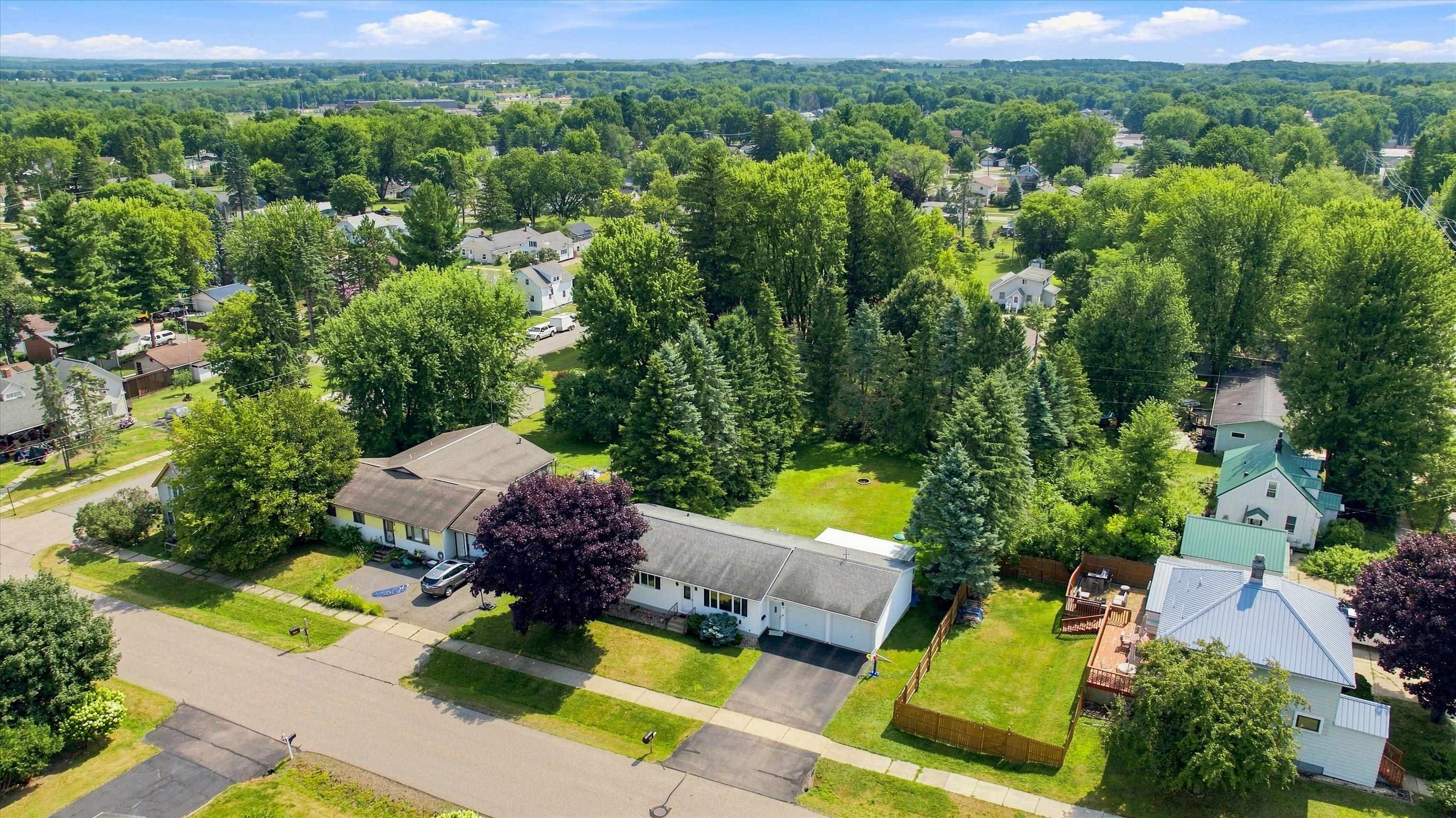 305 N CHERRY AVENUE, Marshfield, Wisconsin 54449, 3 Bedrooms Bedrooms, ,1 BathroomBathrooms,Residential,For Sale,305 N CHERRY AVENUE,22603718