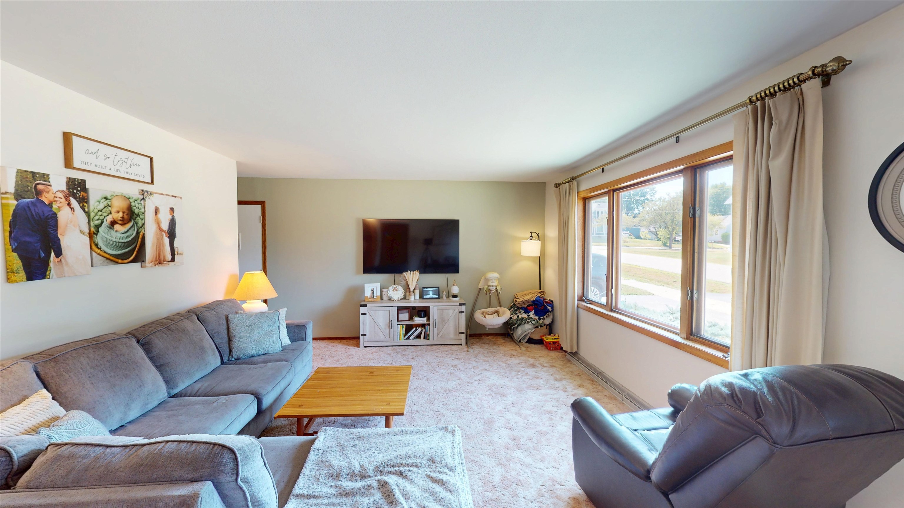 305 N CHERRY AVENUE, Marshfield, Wisconsin 54449, 3 Bedrooms Bedrooms, ,1 BathroomBathrooms,Residential,For Sale,305 N CHERRY AVENUE,22603718
