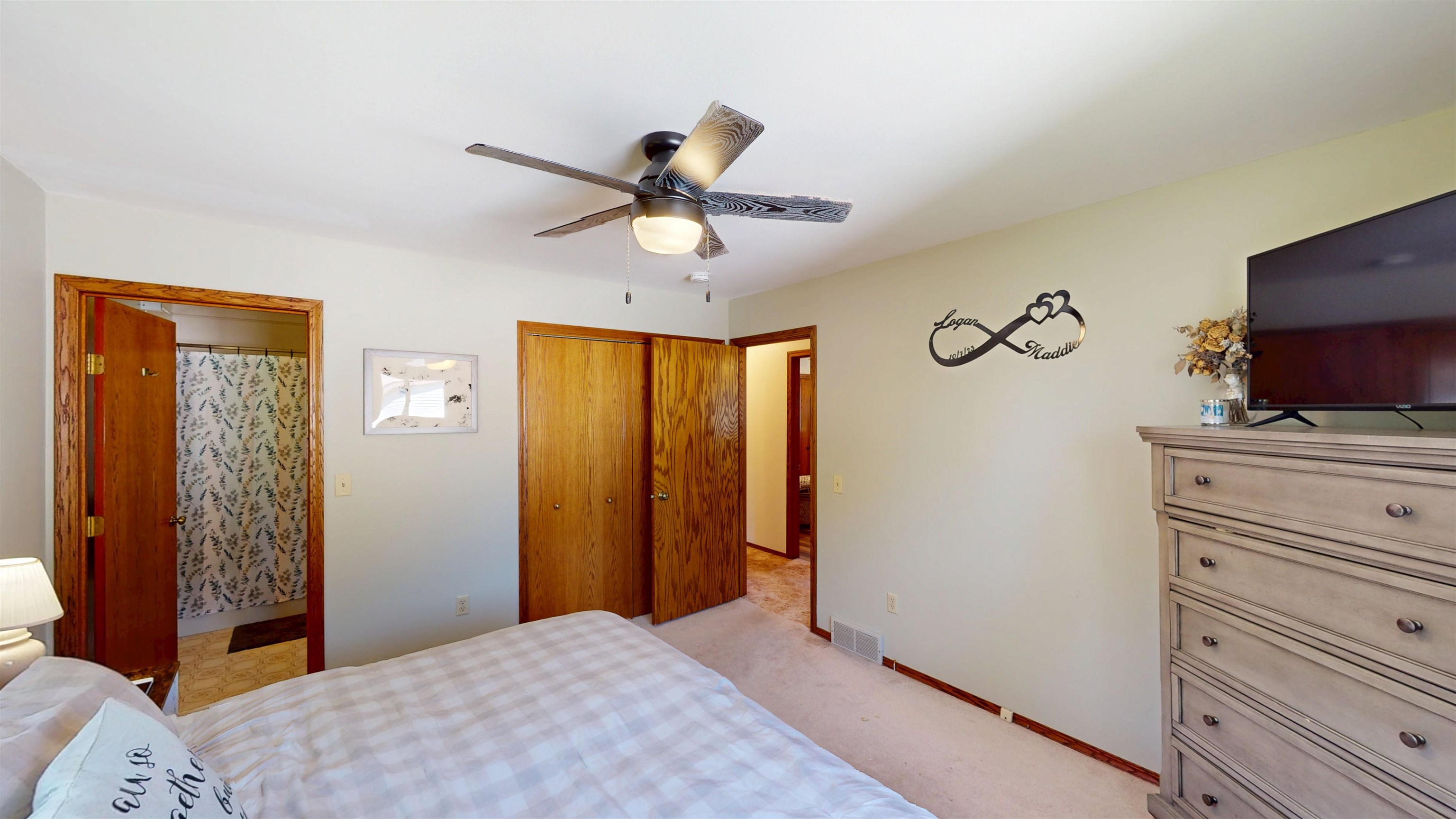 305 N CHERRY AVENUE, Marshfield, Wisconsin 54449, 3 Bedrooms Bedrooms, ,1 BathroomBathrooms,Residential,For Sale,305 N CHERRY AVENUE,22603718