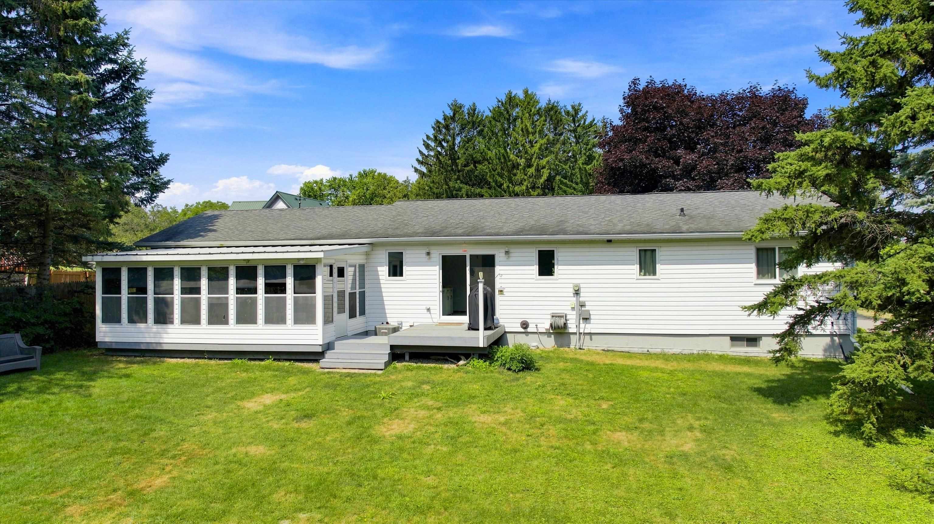 305 N CHERRY AVENUE, Marshfield, Wisconsin 54449, 3 Bedrooms Bedrooms, ,1 BathroomBathrooms,Residential,For Sale,305 N CHERRY AVENUE,22603718