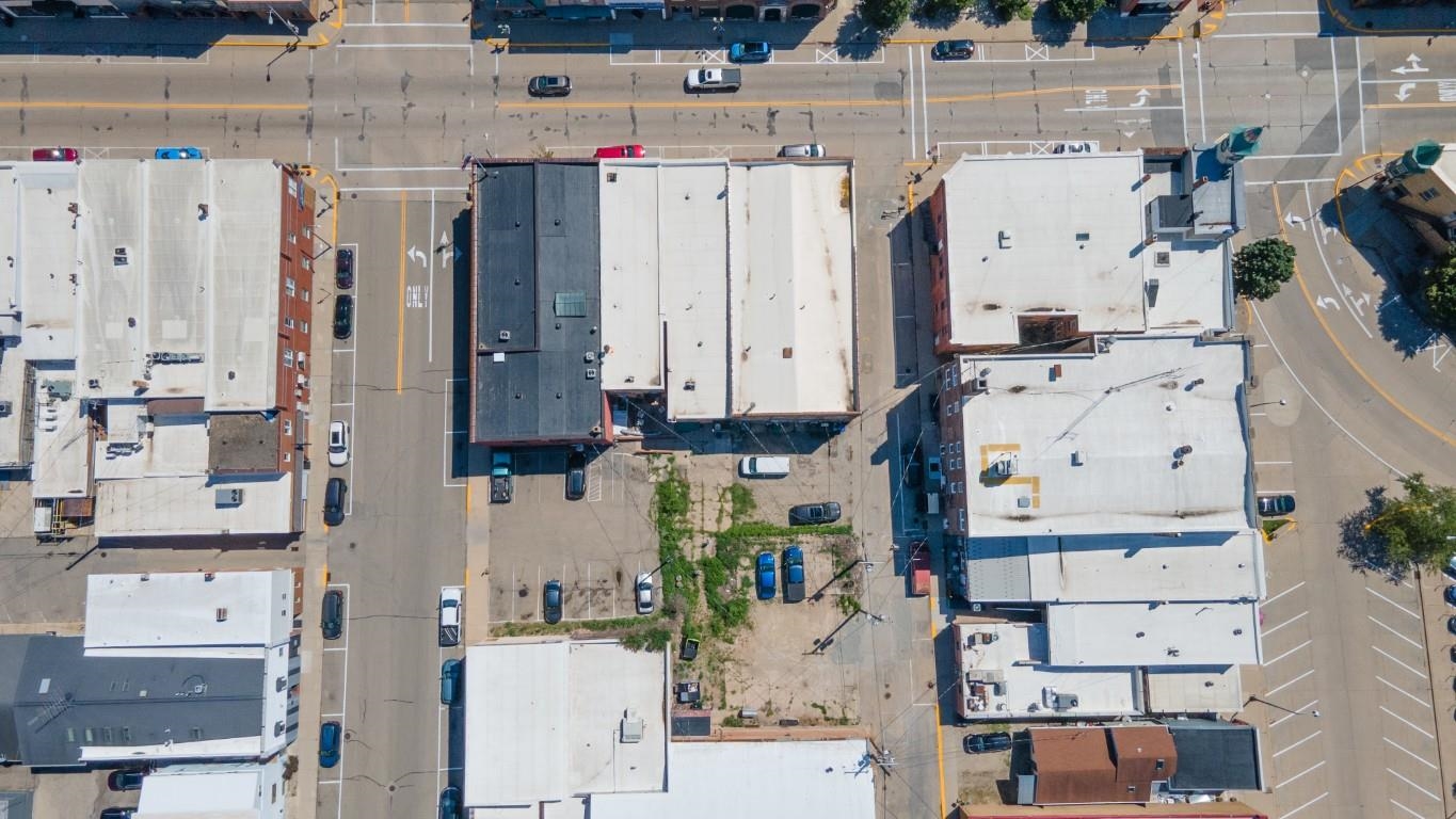 135 W HURON STREET, Berlin, Wisconsin 54923, ,Commercial/industrial,For Sale,135 W HURON STREET,22603722