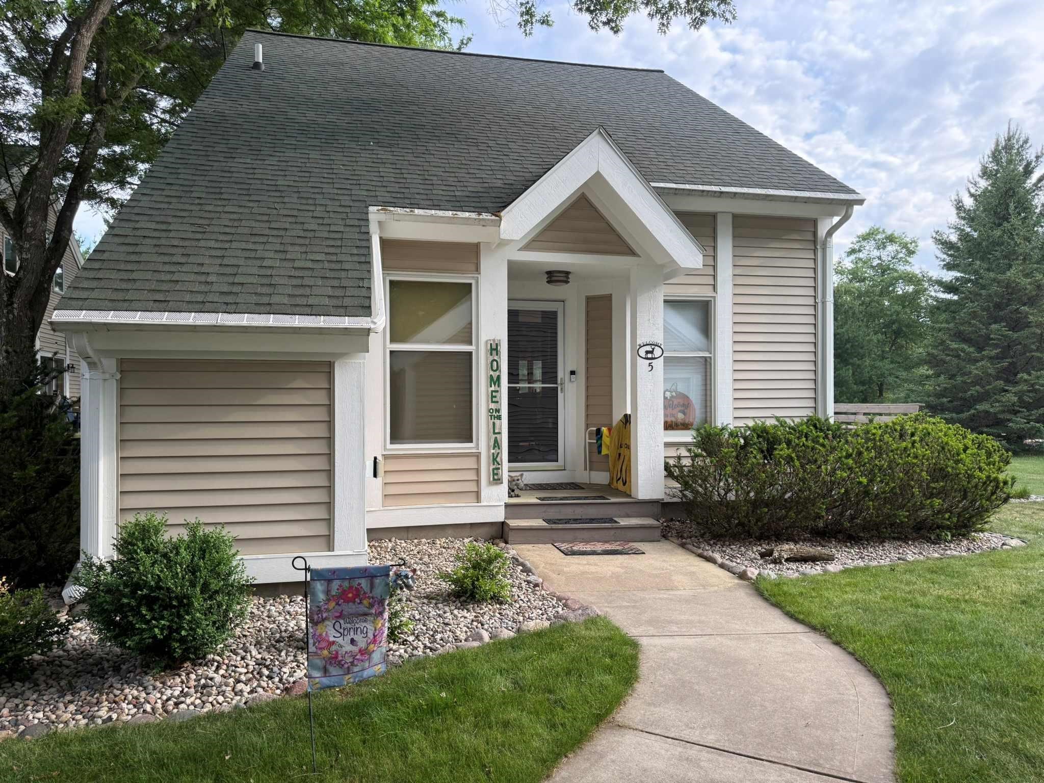 2345 W 18TH DRIVE, Friendship, Wisconsin 53934, 3 Bedrooms Bedrooms, 87 Rooms Rooms,2 BathroomsBathrooms,Residential,For Sale,2345 W 18TH DRIVE,22603728