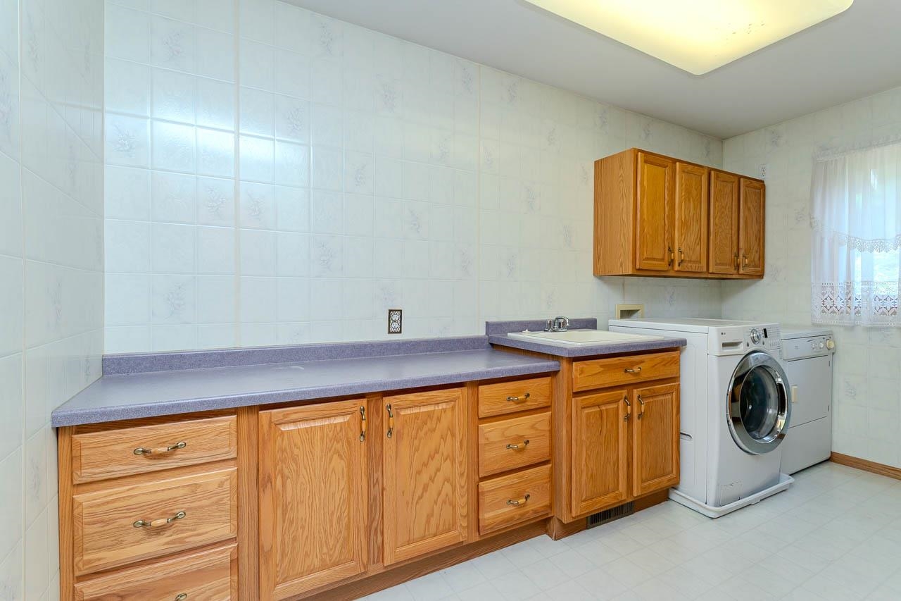 1904 LEA ROAD, Kronenwetter, Wisconsin 54455, 3 Bedrooms Bedrooms, ,2 BathroomsBathrooms,Residential,For Sale,1904 LEA ROAD,22603733