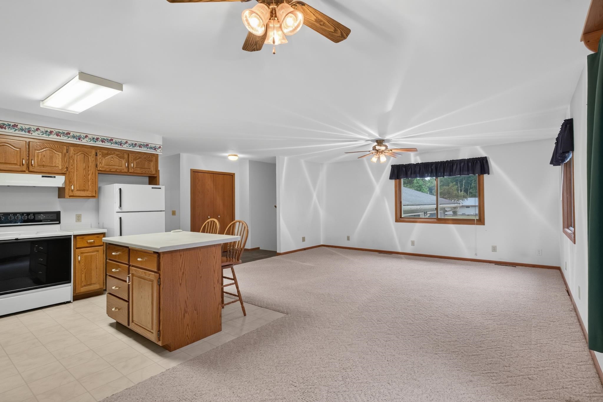 4524 KRUGER ROAD, Wisconsin Rapids, Wisconsin 54495, 3 Bedrooms Bedrooms, ,2 BathroomsBathrooms,Residential,For Sale,4524 KRUGER ROAD,22603736