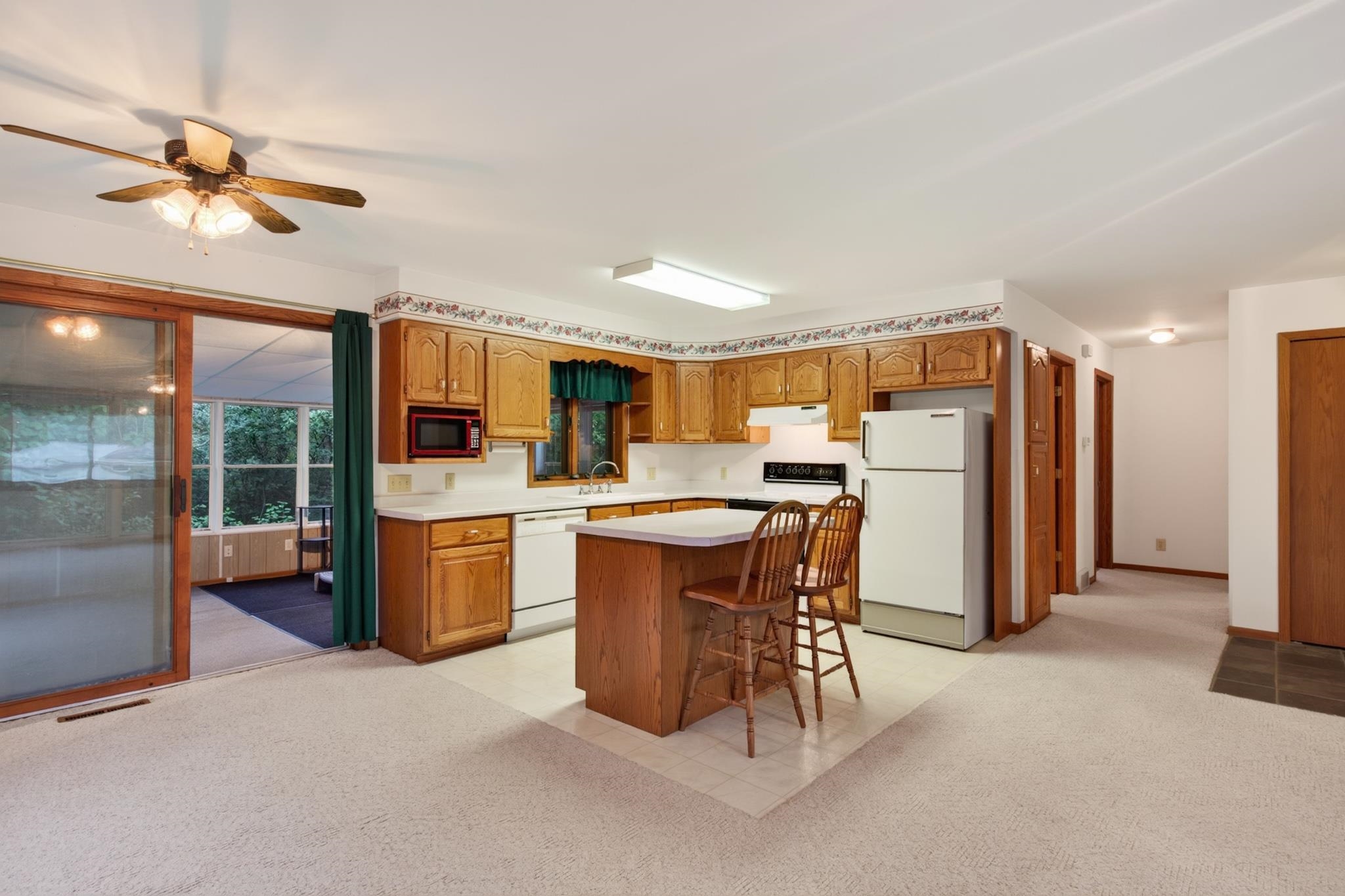 4524 KRUGER ROAD, Wisconsin Rapids, Wisconsin 54495, 3 Bedrooms Bedrooms, ,2 BathroomsBathrooms,Residential,For Sale,4524 KRUGER ROAD,22603736