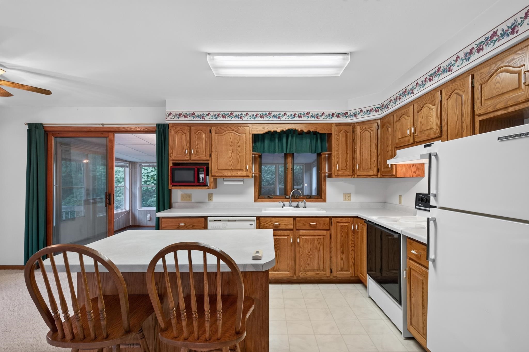 4524 KRUGER ROAD, Wisconsin Rapids, Wisconsin 54495, 3 Bedrooms Bedrooms, ,2 BathroomsBathrooms,Residential,For Sale,4524 KRUGER ROAD,22603736