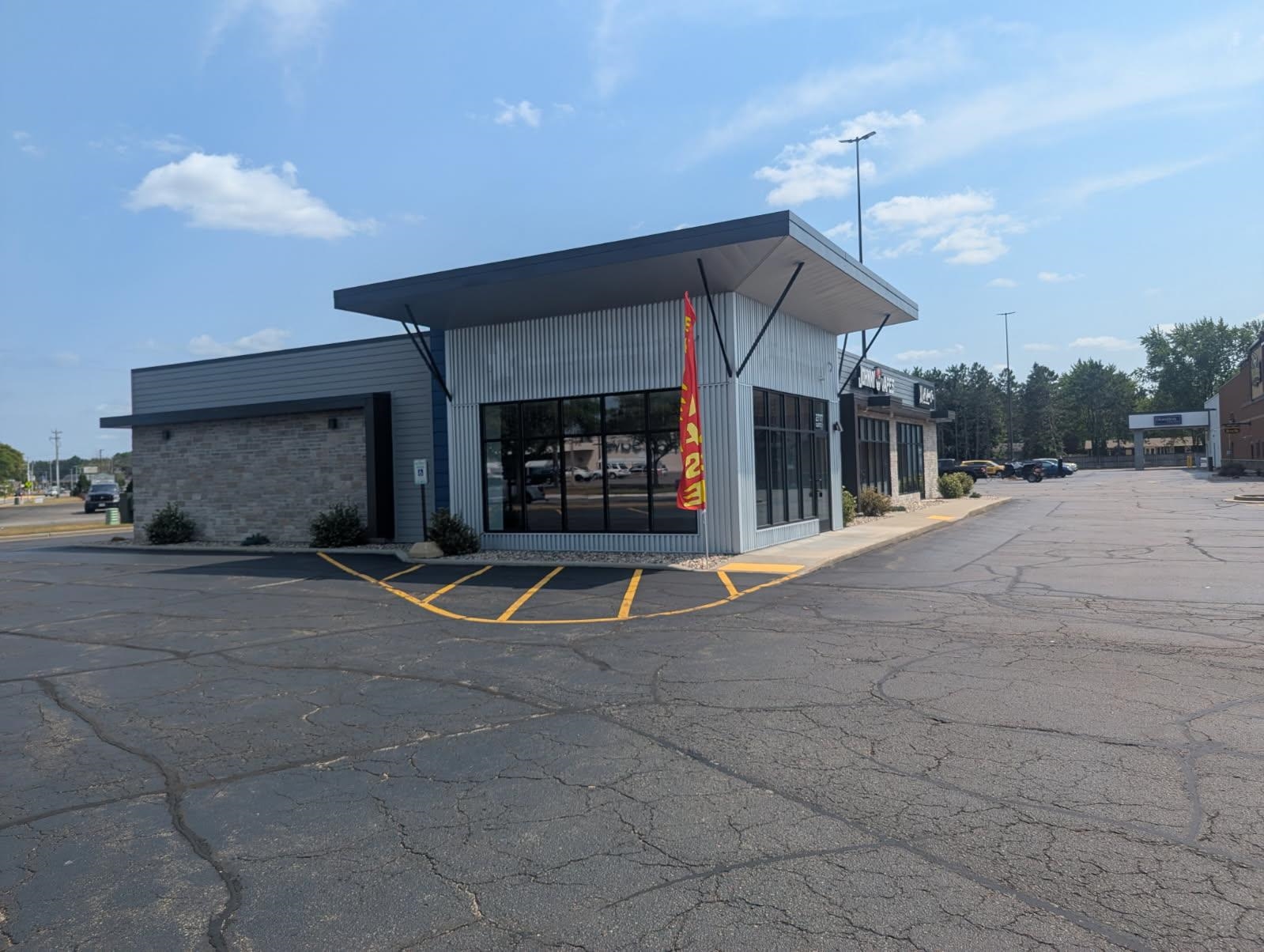 2017 SCHOFIELD AVENUE, Weston, Wisconsin 54476, ,Commercial/industrial,For Rent,2017 SCHOFIELD AVENUE,22603738
