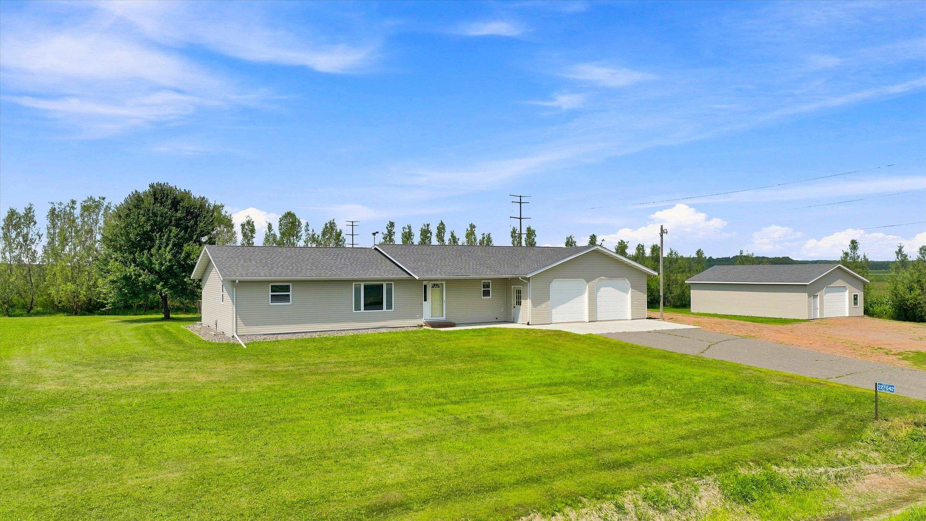 227042 COUNTY ROAD F, Colby, Wisconsin 54421, 2 Bedrooms Bedrooms, ,2 BathroomsBathrooms,Residential,For Sale,227042 COUNTY ROAD F,22603742