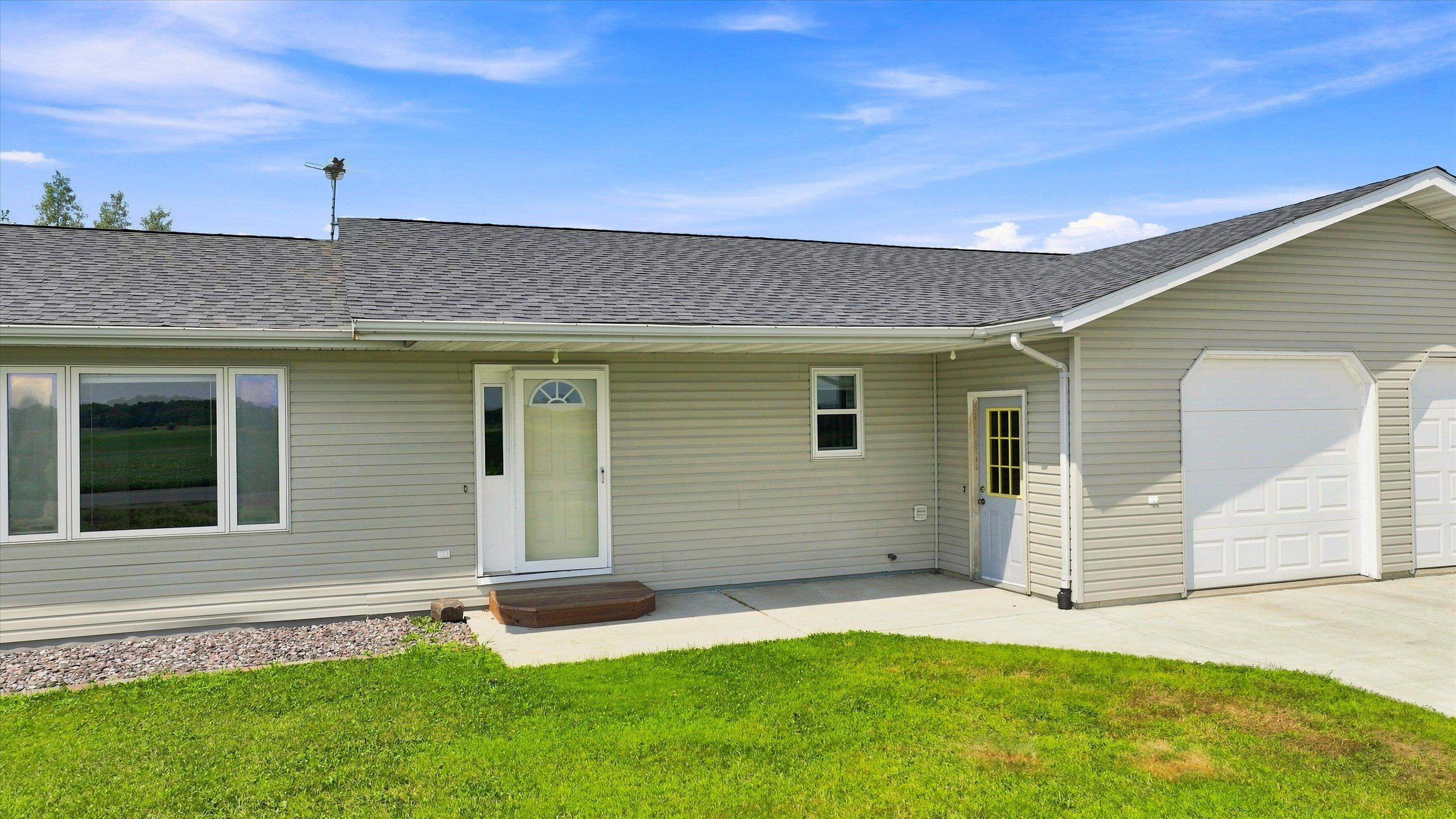 227042 COUNTY ROAD F, Colby, Wisconsin 54421, 2 Bedrooms Bedrooms, ,2 BathroomsBathrooms,Residential,For Sale,227042 COUNTY ROAD F,22603742