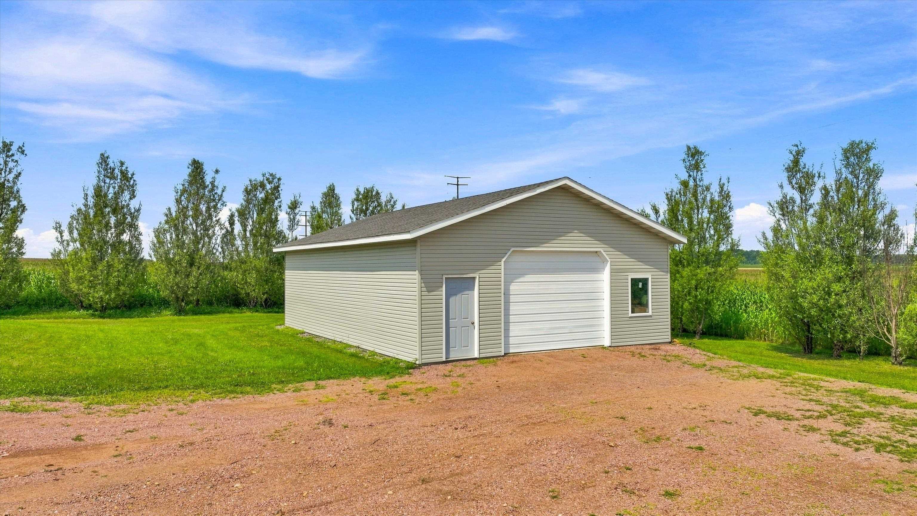 227042 COUNTY ROAD F, Colby, Wisconsin 54421, 2 Bedrooms Bedrooms, ,2 BathroomsBathrooms,Residential,For Sale,227042 COUNTY ROAD F,22603742