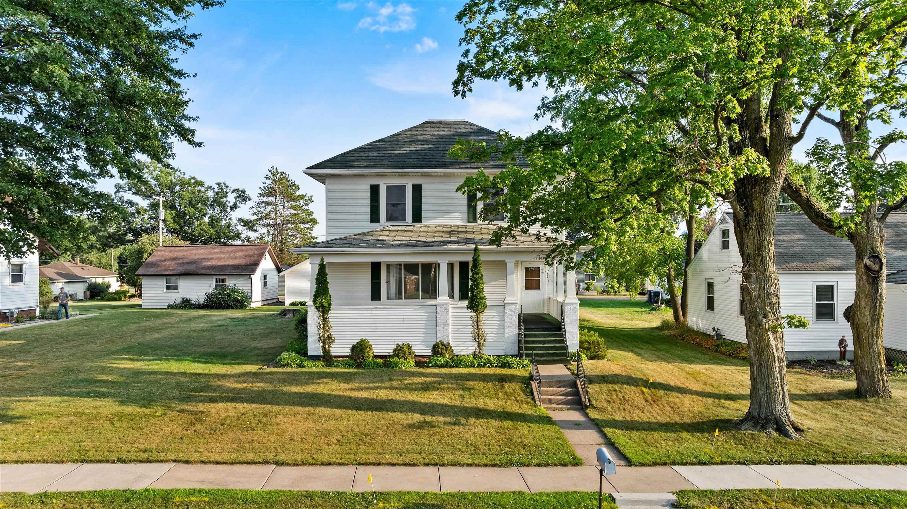 119113 LARCH STREET, Stratford, Wisconsin 54484, 4 Bedrooms Bedrooms, ,2 BathroomsBathrooms,Residential,For Sale,119113 LARCH STREET,22603744
