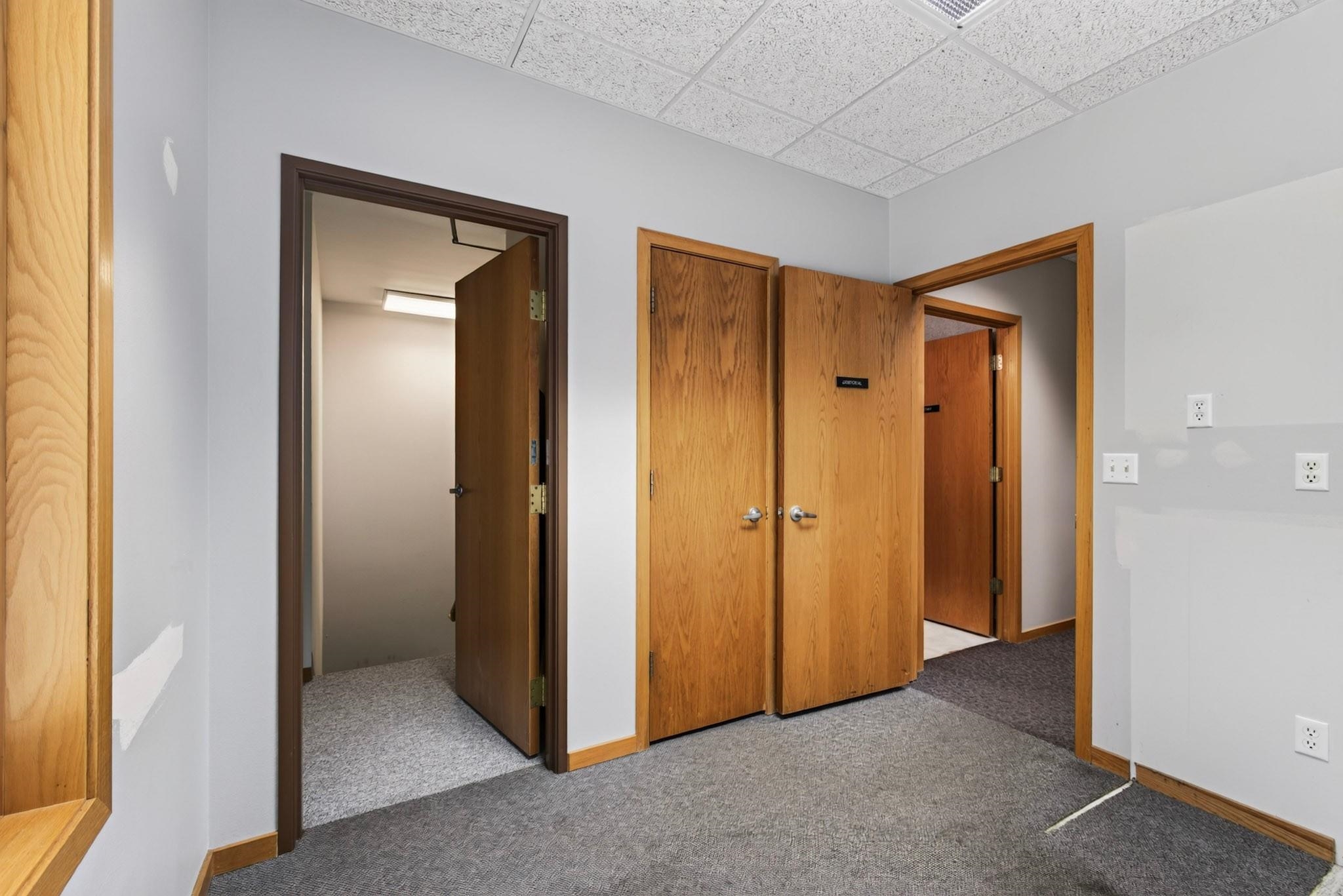 1220 PARKWOOD DRIVE, Wisconsin Rapids, Wisconsin 54494, ,Commercial/industrial,For Sale,1220 PARKWOOD DRIVE,22603746