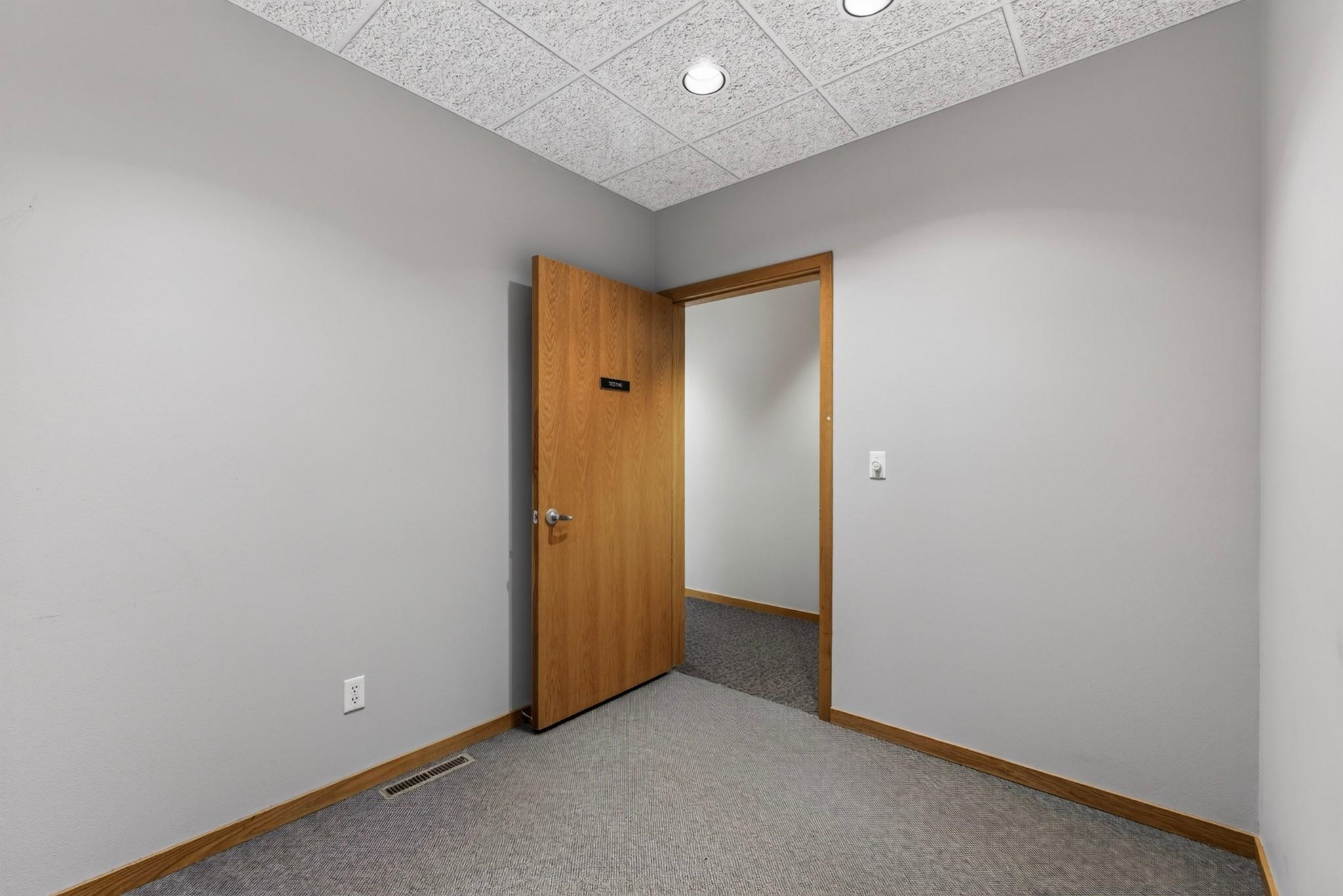 1220 PARKWOOD DRIVE, Wisconsin Rapids, Wisconsin 54494, ,Commercial/industrial,For Sale,1220 PARKWOOD DRIVE,22603746
