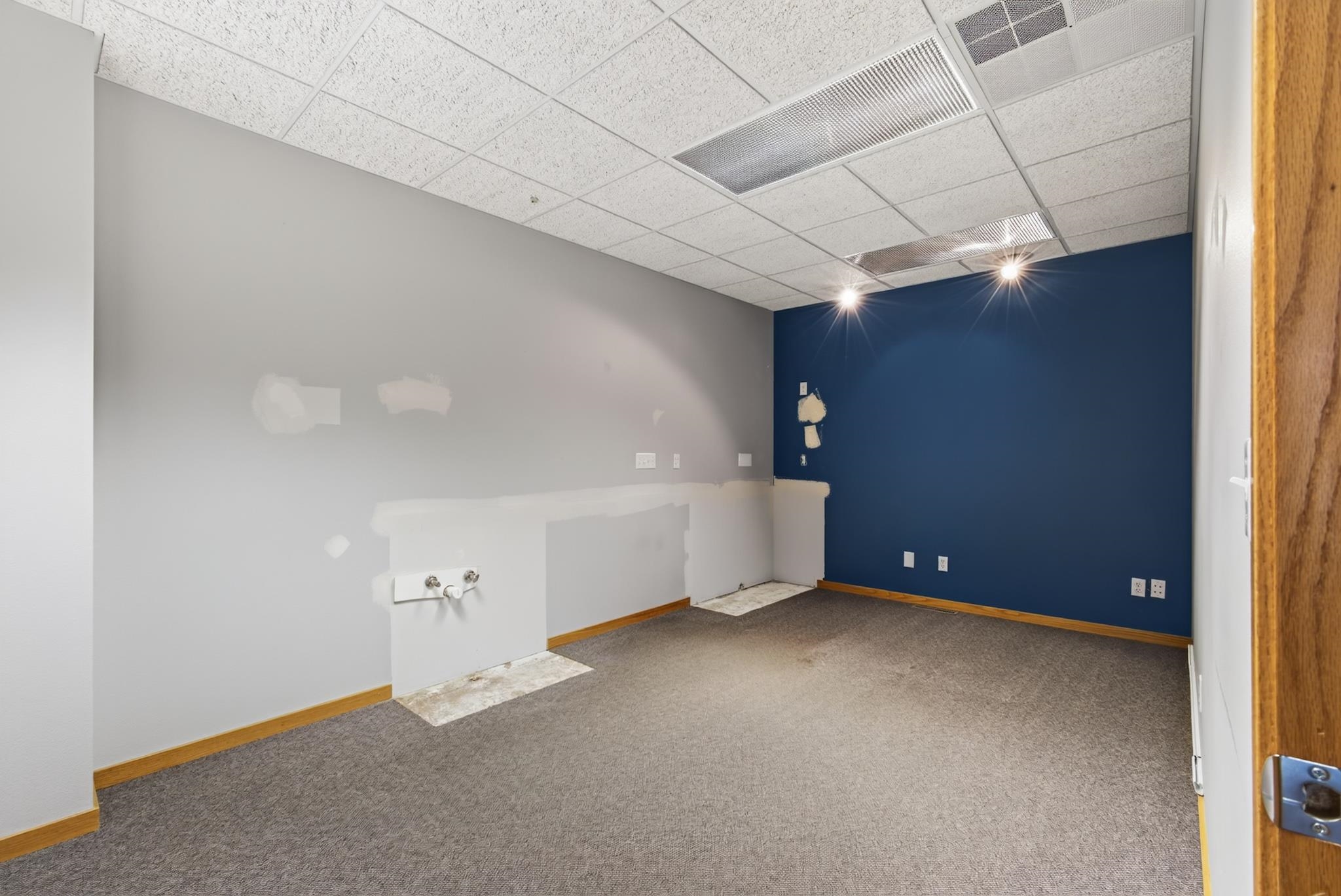 1220 PARKWOOD DRIVE, Wisconsin Rapids, Wisconsin 54494, ,Commercial/industrial,For Sale,1220 PARKWOOD DRIVE,22603746