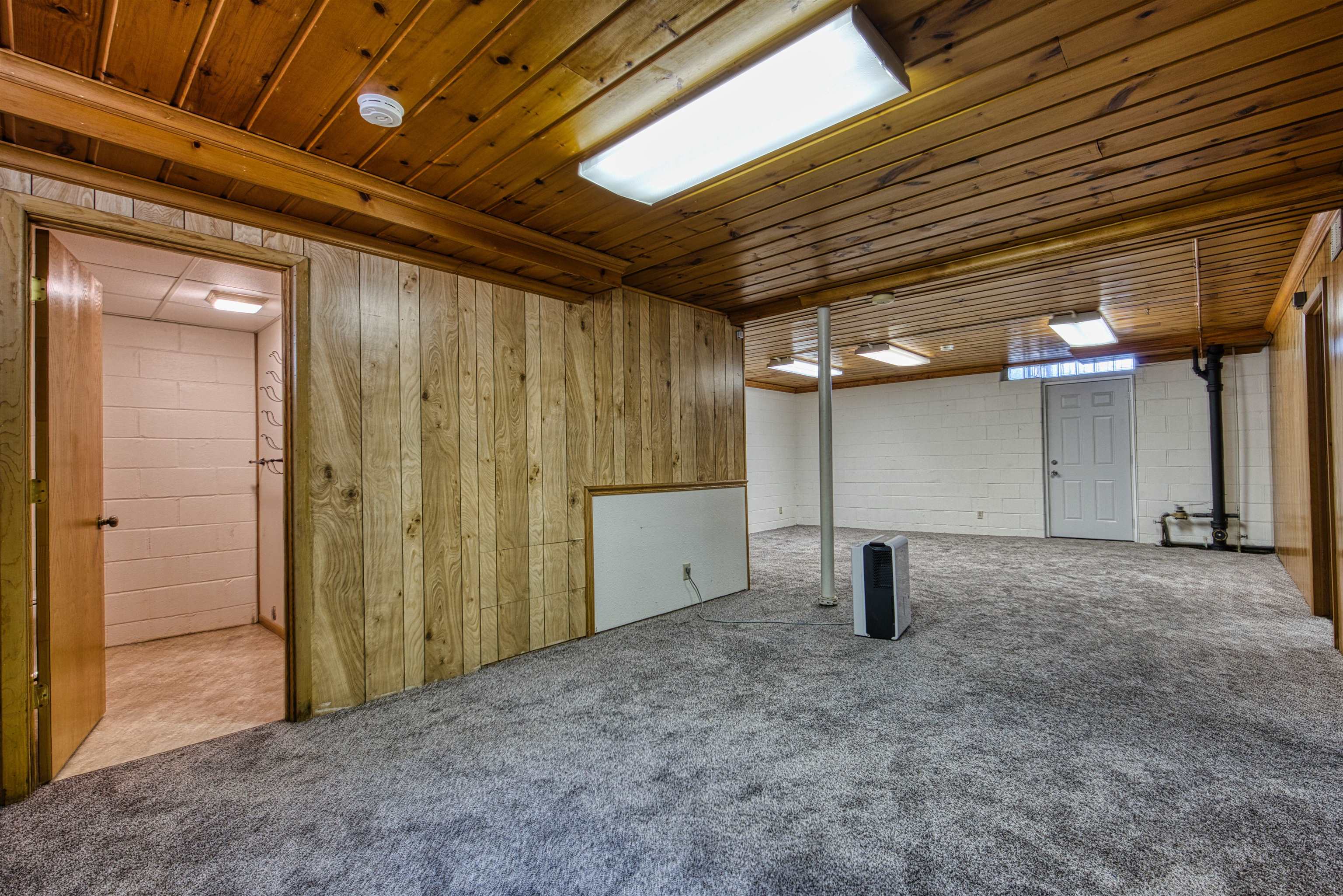 700 E RIVERSIDE AVENUE, Merrill, Wisconsin 54452, 5 Bedrooms Bedrooms, ,4 BathroomsBathrooms,Residential,For Sale,700 E RIVERSIDE AVENUE,22603749