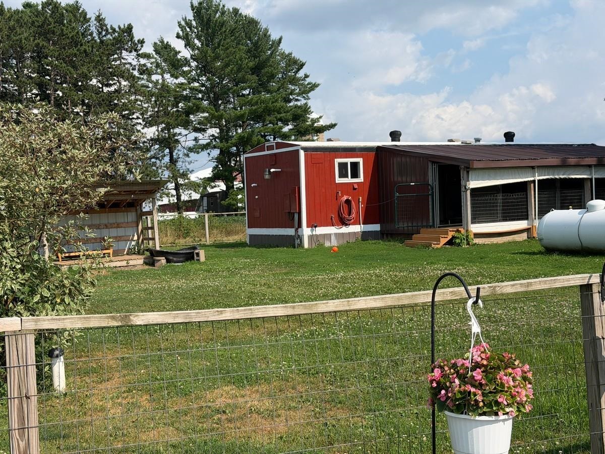 182347 BIRNAMWOOD ROAD, Birnamwood, Wisconsin 54414, 4 Bedrooms Bedrooms, ,2 BathroomsBathrooms,Residential,For Sale,182347 BIRNAMWOOD ROAD,22603751