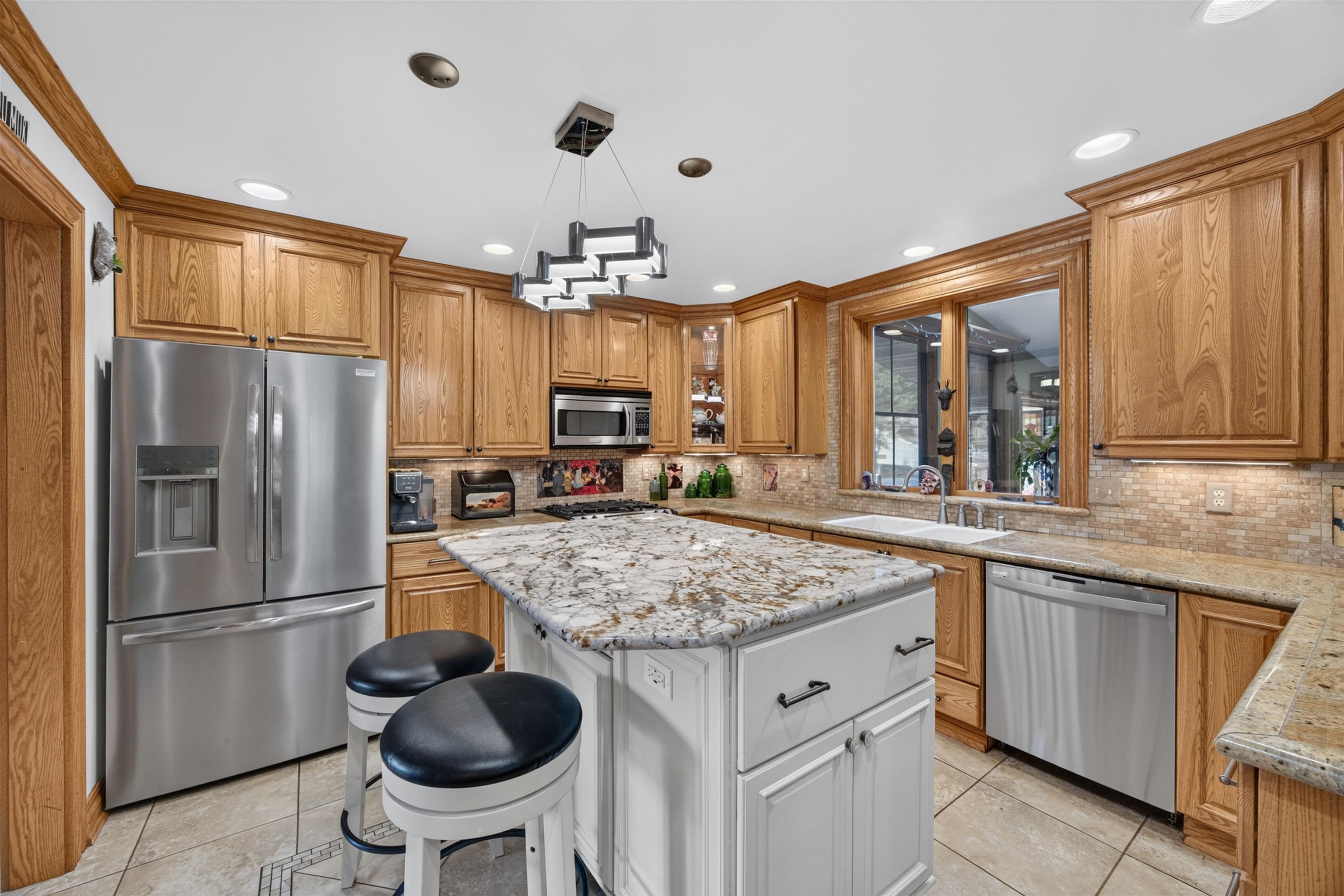 4383 CONDO DRIVE, Wisconsin Rapids, Wisconsin 54495, 3 Bedrooms Bedrooms, ,3 BathroomsBathrooms,Residential,For Sale,4383 CONDO DRIVE,22603752
