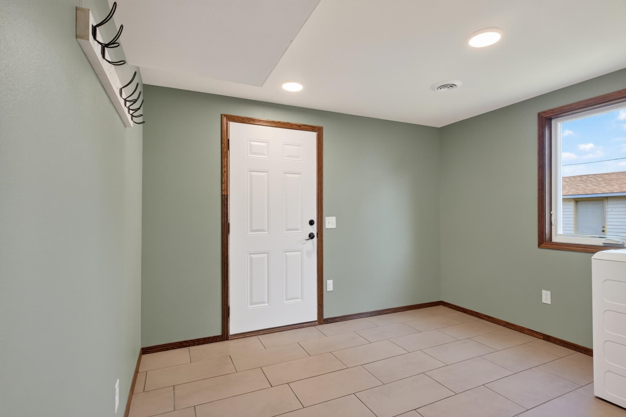 211 16TH STREET NORTH, Wisconsin Rapids, Wisconsin 54494, 4 Bedrooms Bedrooms, ,2 BathroomsBathrooms,Residential,For Sale,211 16TH STREET NORTH,22603753