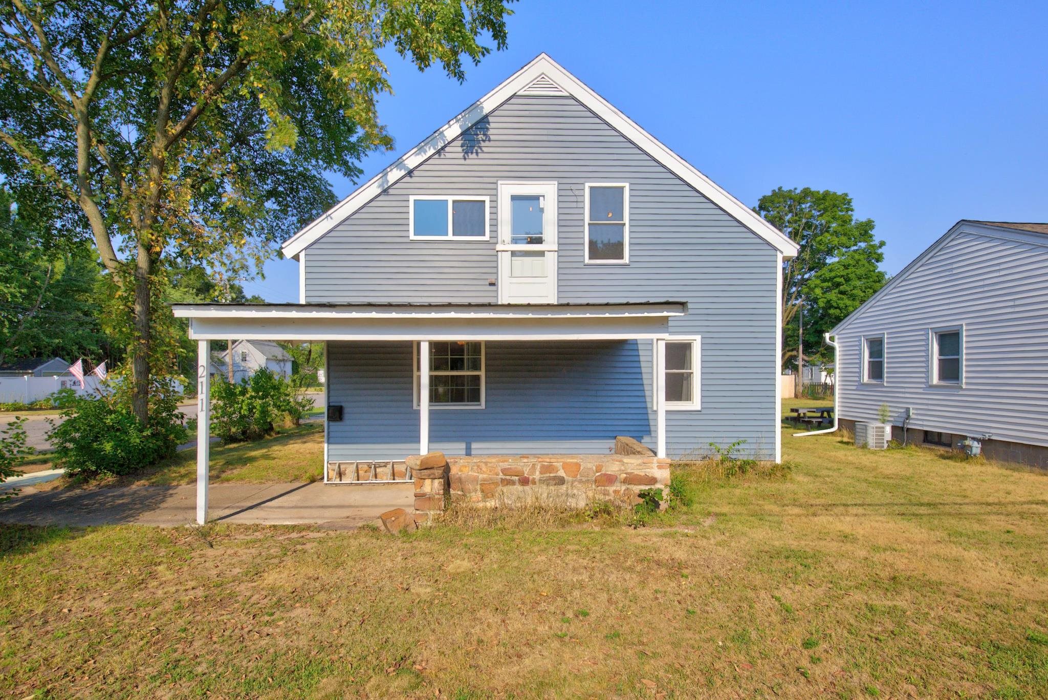 211 16TH STREET NORTH, Wisconsin Rapids, Wisconsin 54494, 4 Bedrooms Bedrooms, ,2 BathroomsBathrooms,Residential,For Sale,211 16TH STREET NORTH,22603753