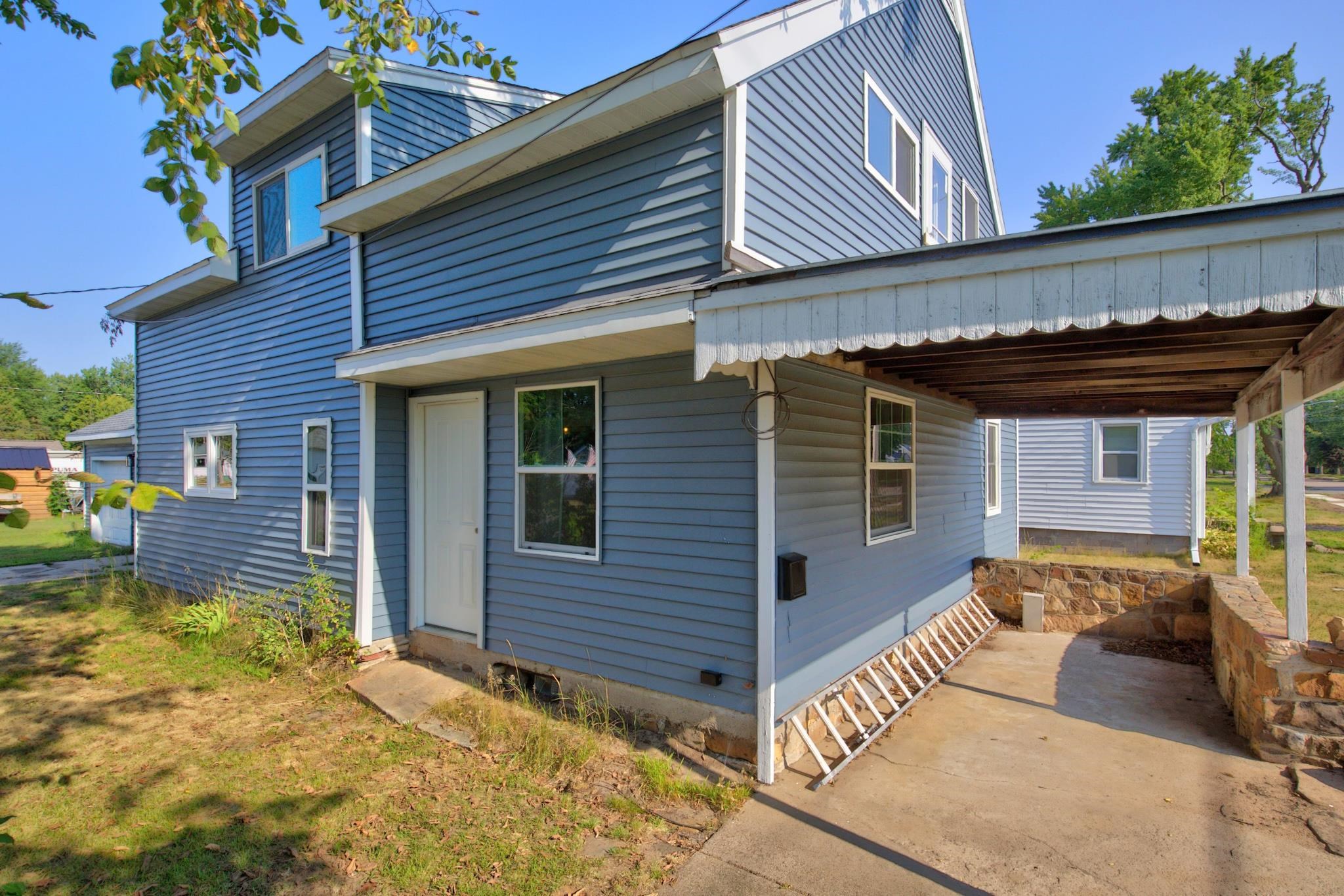 211 16TH STREET NORTH, Wisconsin Rapids, Wisconsin 54494, 4 Bedrooms Bedrooms, ,2 BathroomsBathrooms,Residential,For Sale,211 16TH STREET NORTH,22603753