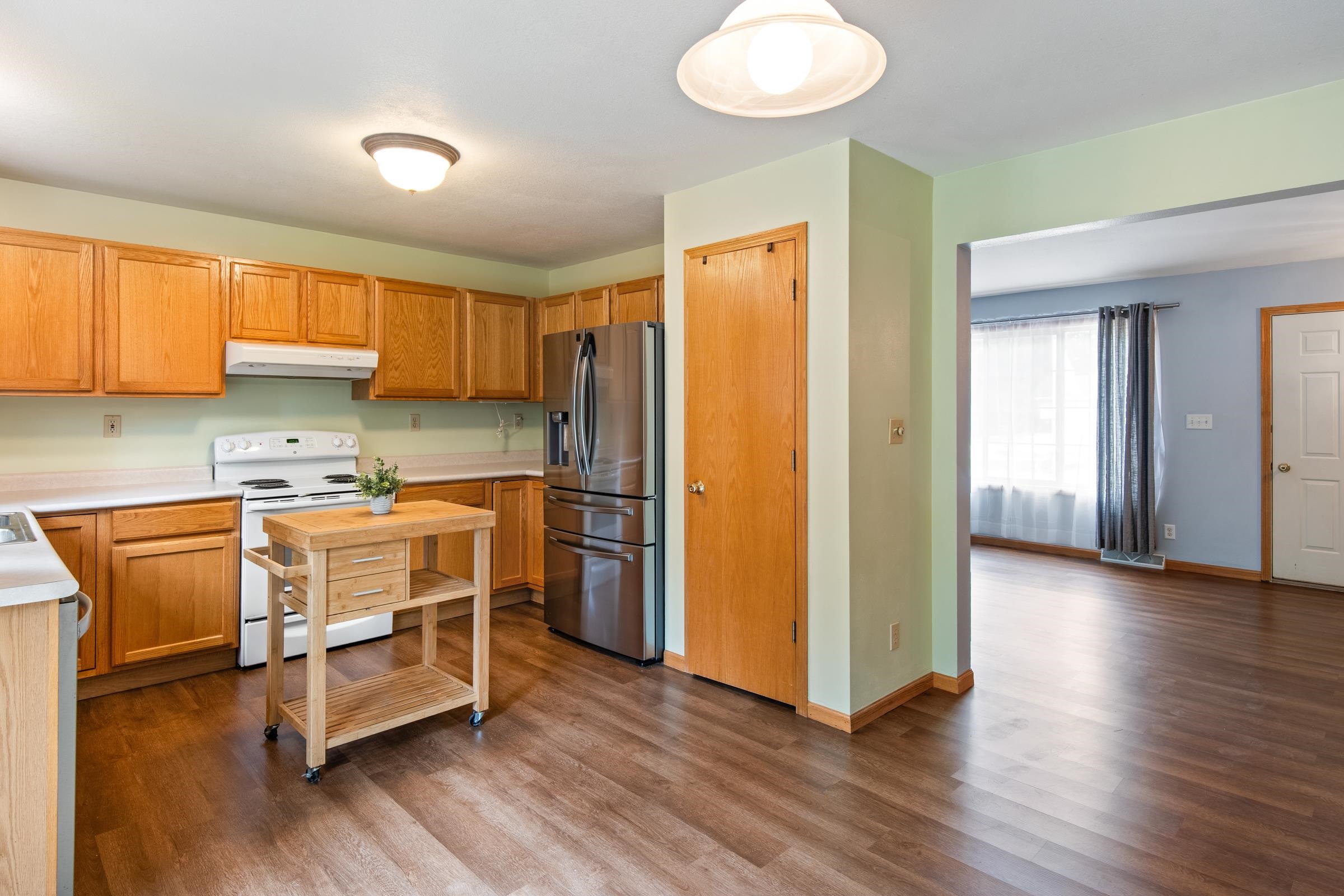 3340 BRIDLEWOOD DRIVE, Plover, Wisconsin 54467, 3 Bedrooms Bedrooms, ,2 BathroomsBathrooms,Residential,For Sale,3340 BRIDLEWOOD DRIVE,22603754